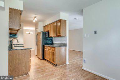 CHESTNUT GROVE - Residential Lease