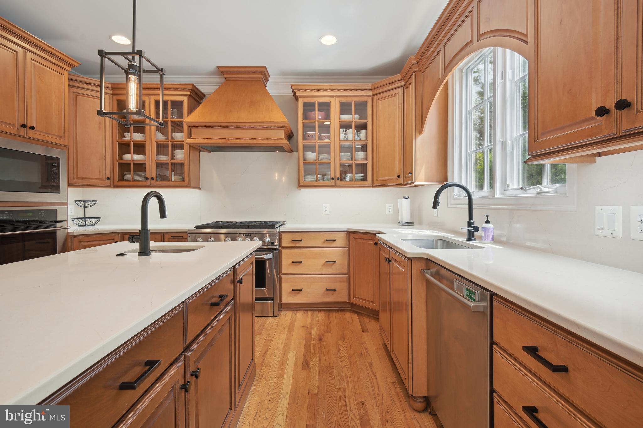 ALTA VISTA TERRACE - Residential