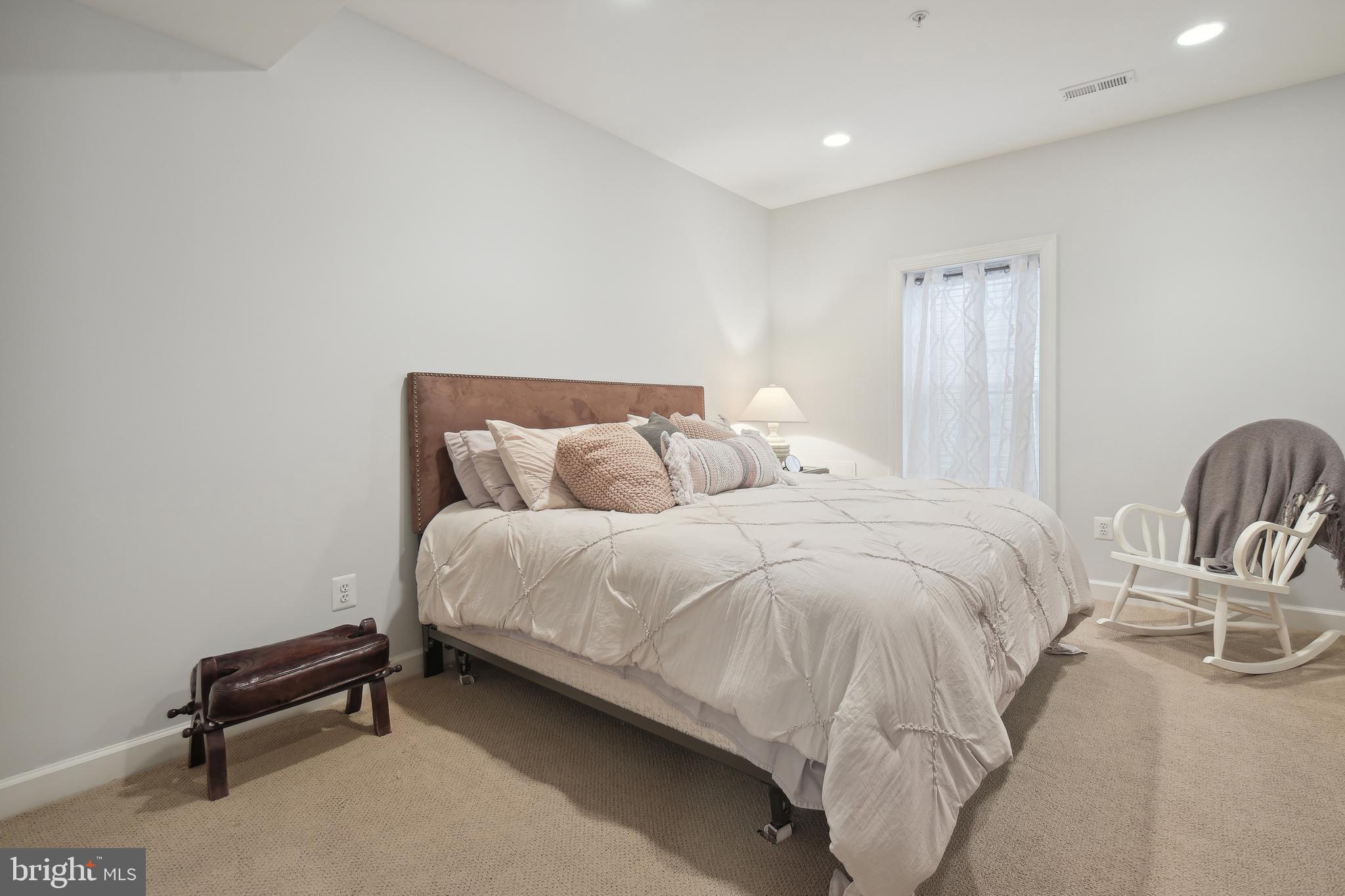 ALTA VISTA TERRACE - Residential