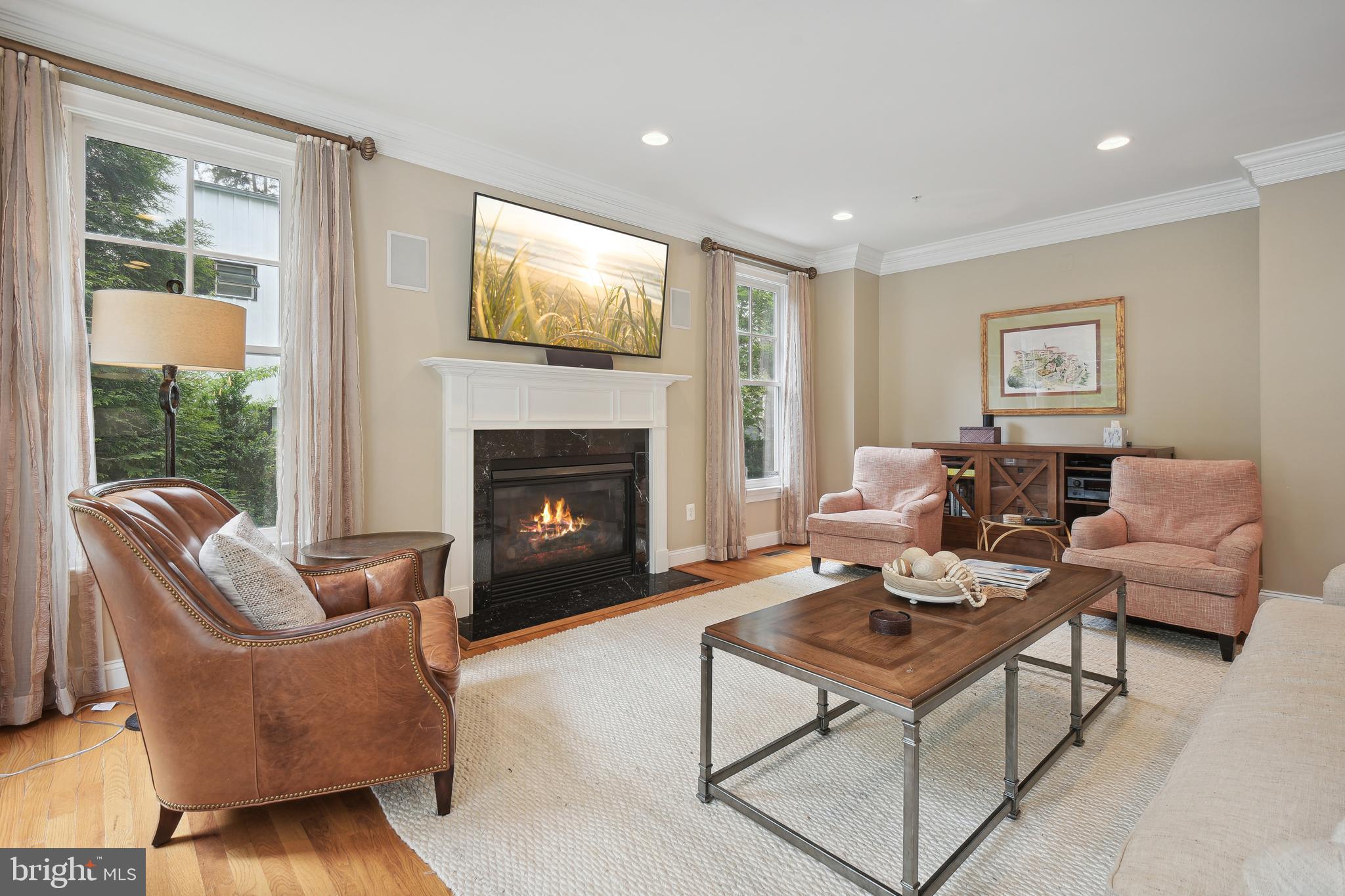 ALTA VISTA TERRACE - Residential