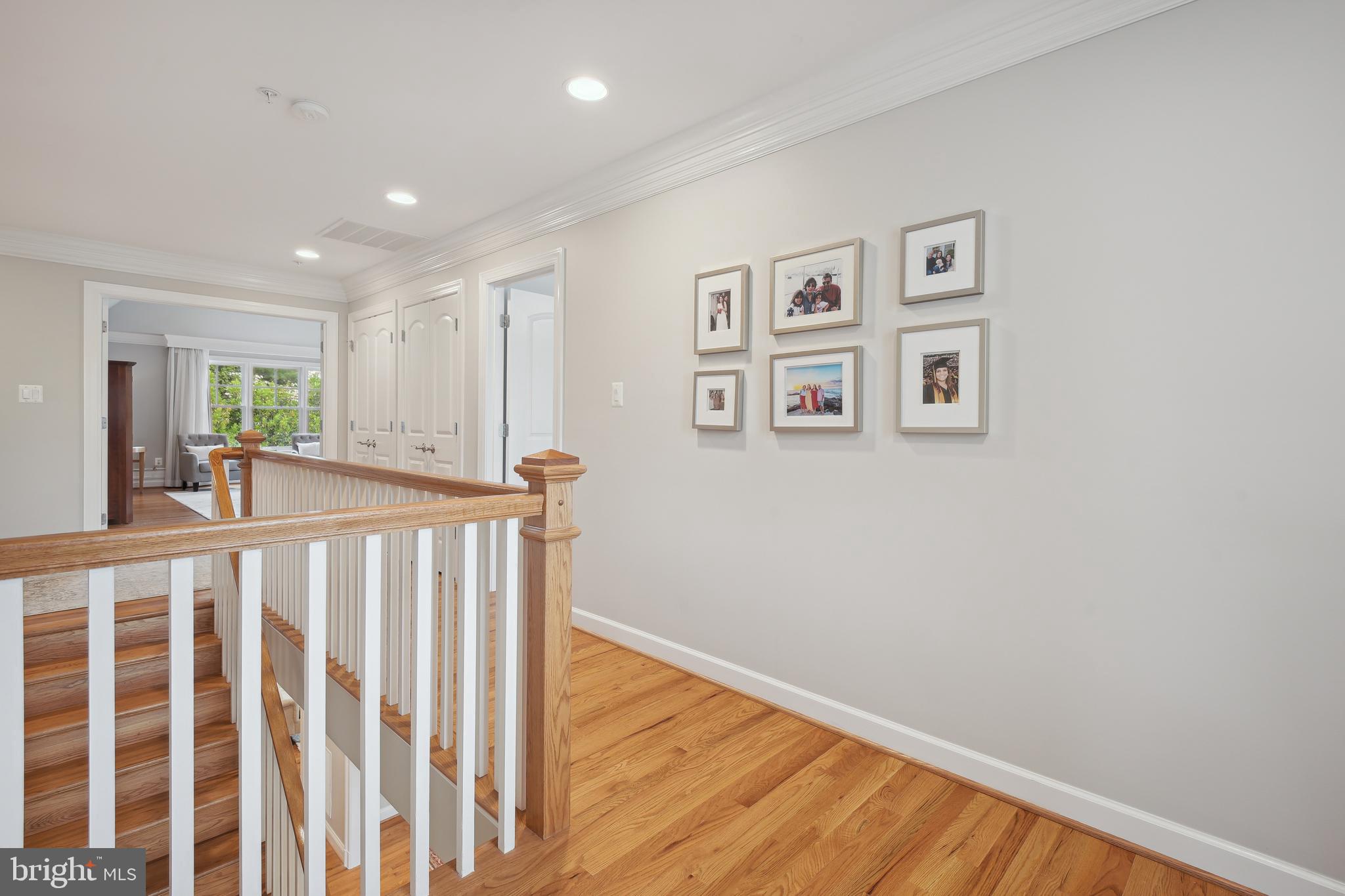 ALTA VISTA TERRACE - Residential