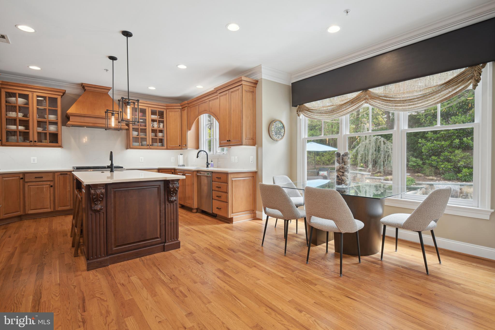 ALTA VISTA TERRACE - Residential