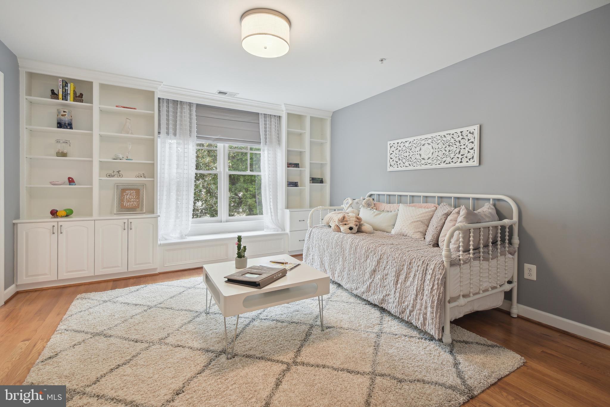 ALTA VISTA TERRACE - Residential