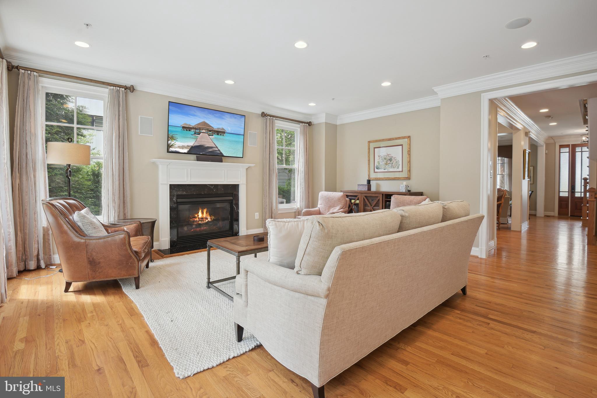 ALTA VISTA TERRACE - Residential