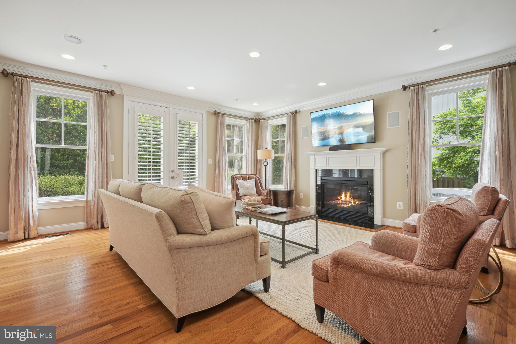 ALTA VISTA TERRACE - Residential