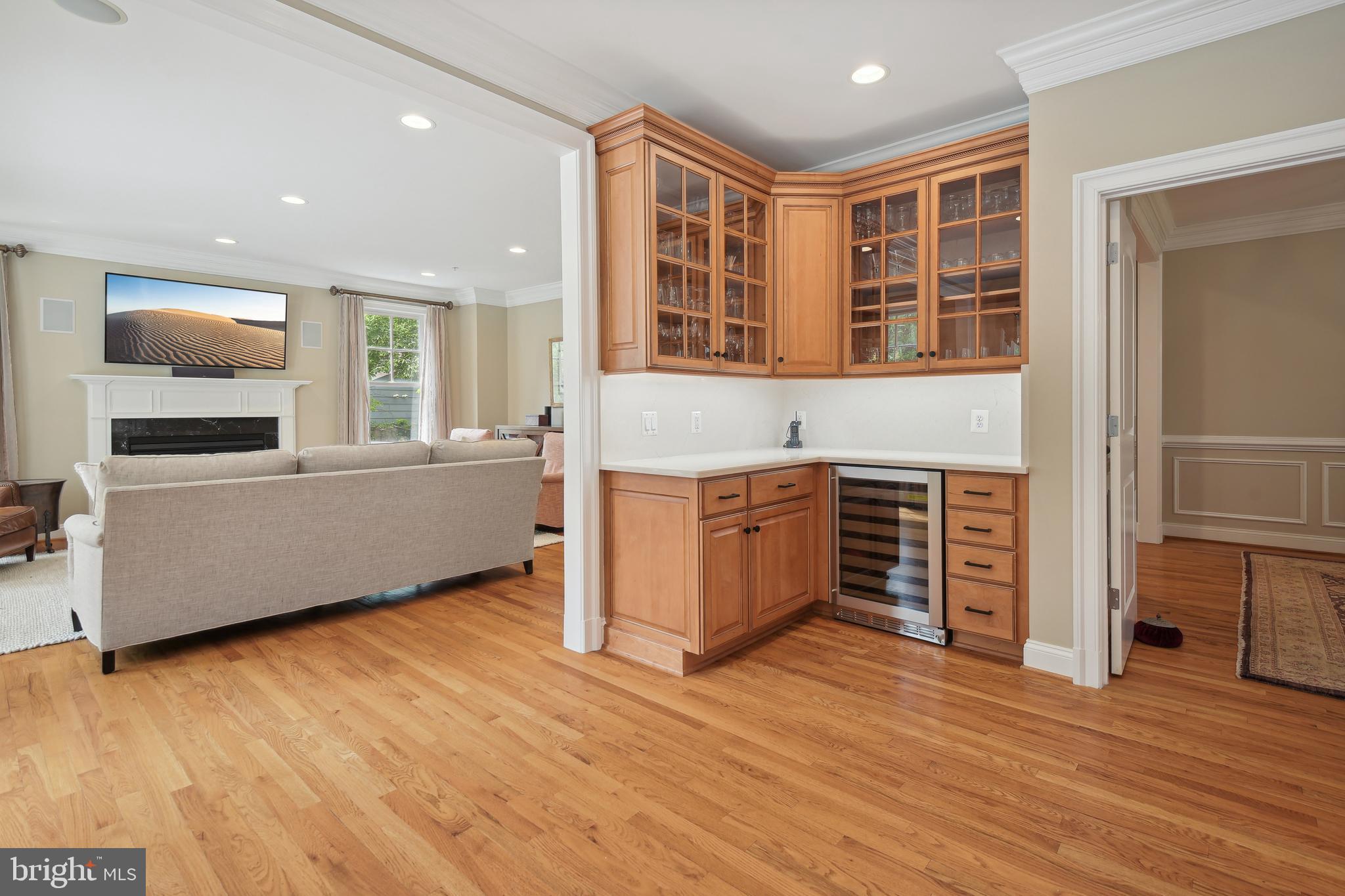 ALTA VISTA TERRACE - Residential