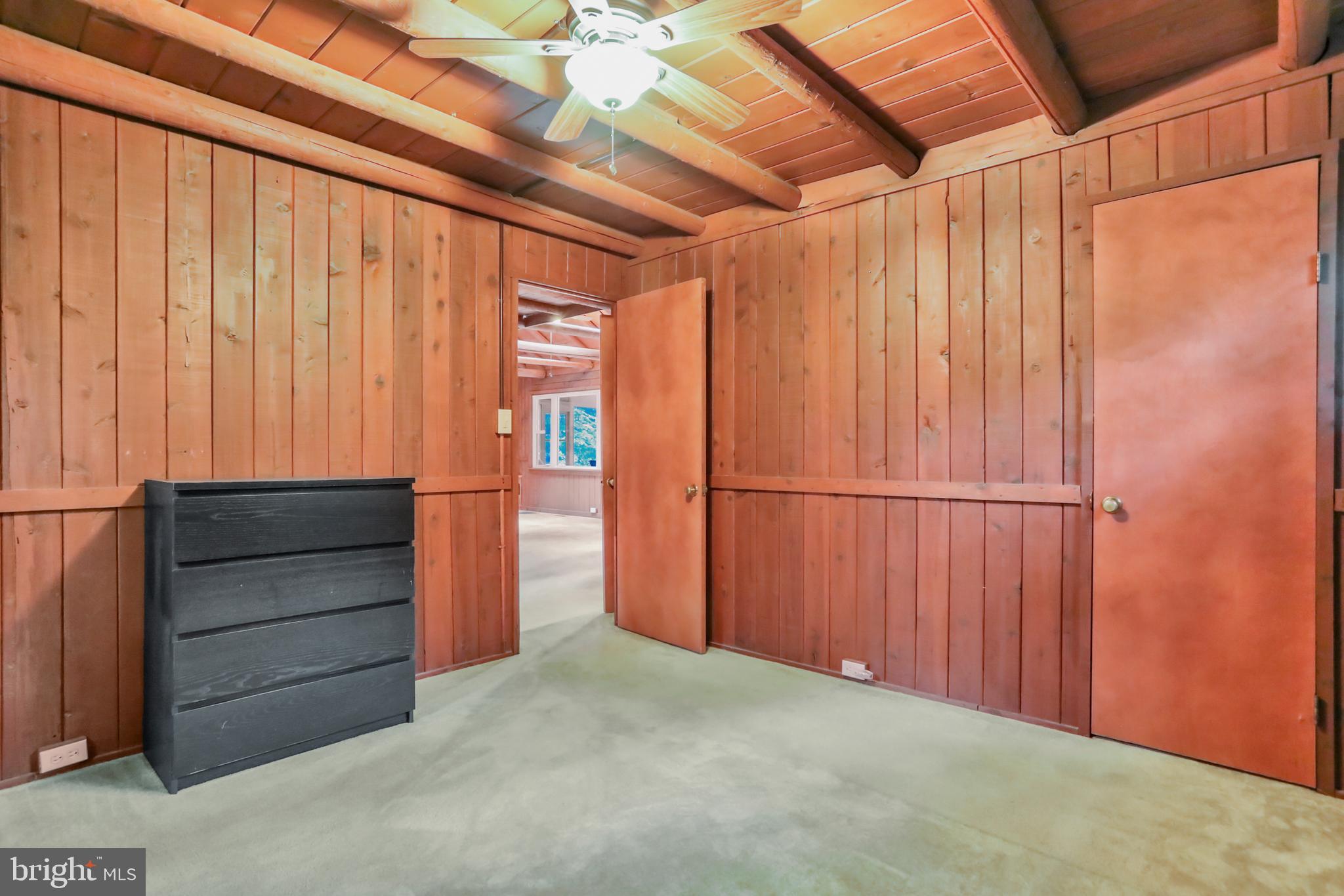 SHANNONDALE - Residential