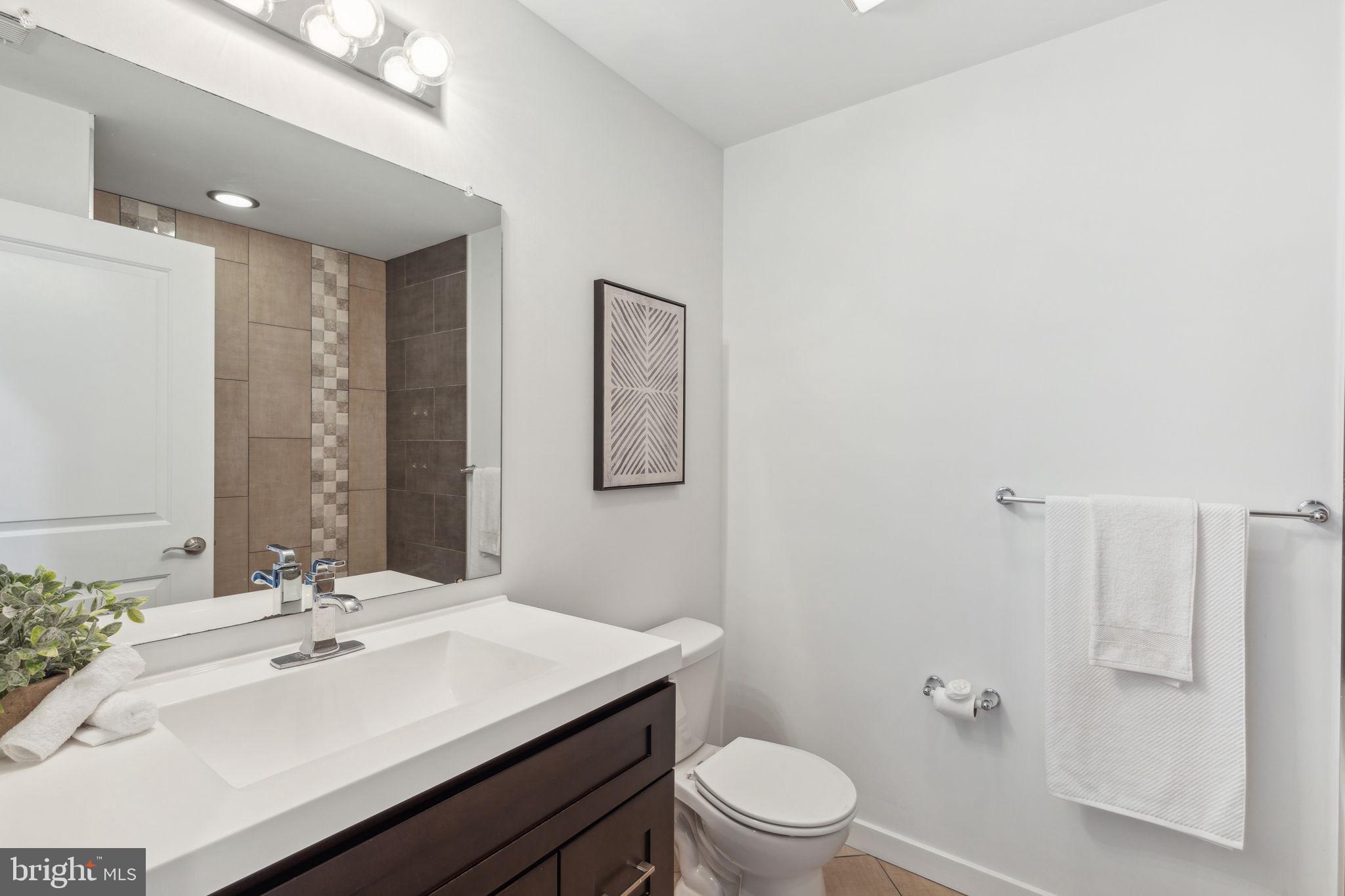 POINT BREEZE - Residential