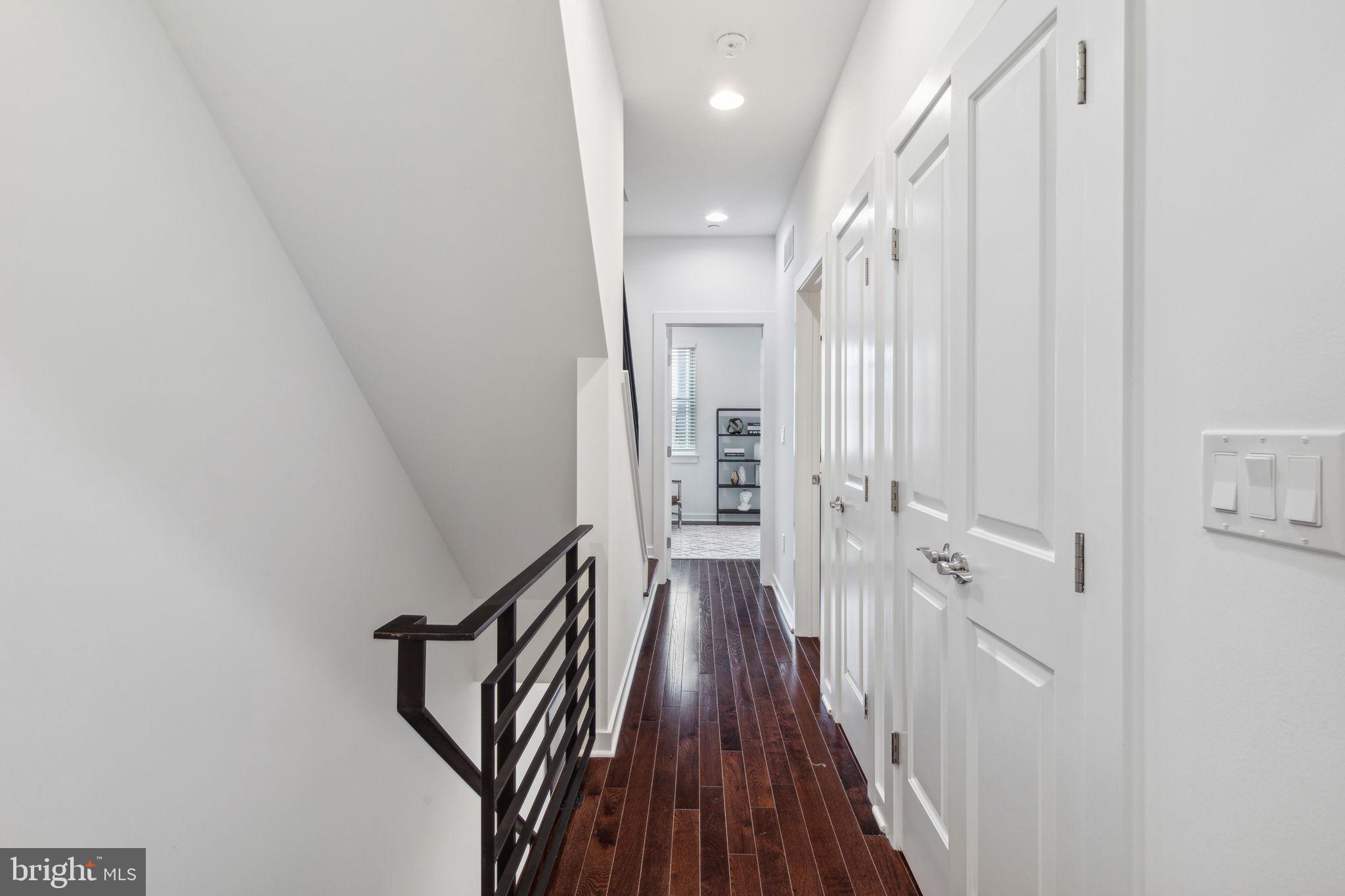 POINT BREEZE - Residential