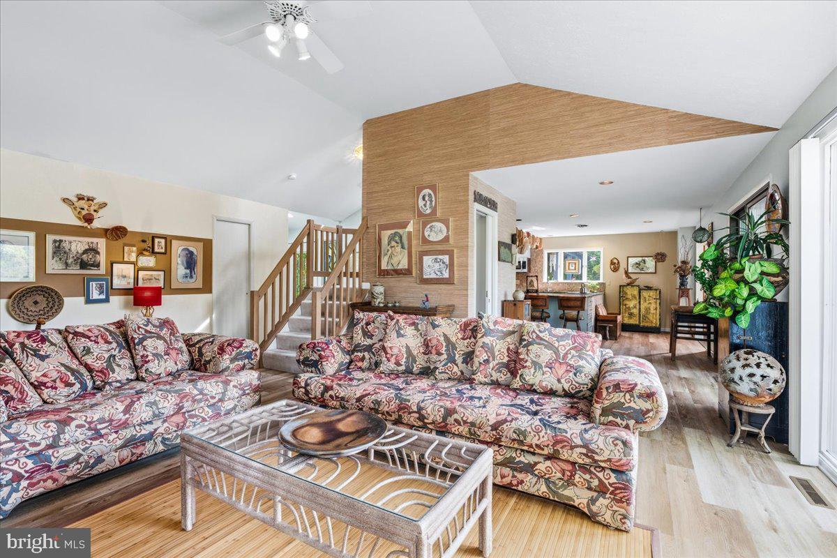 COLDSTREAM - Residential