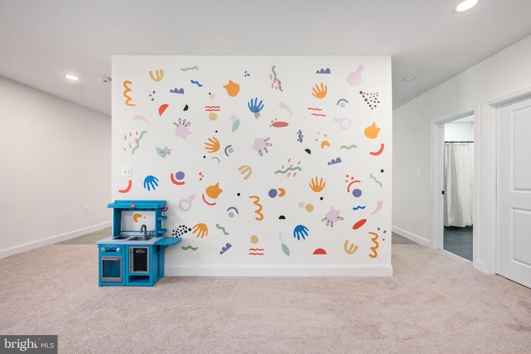 STAFFORD ESTATES - Residential