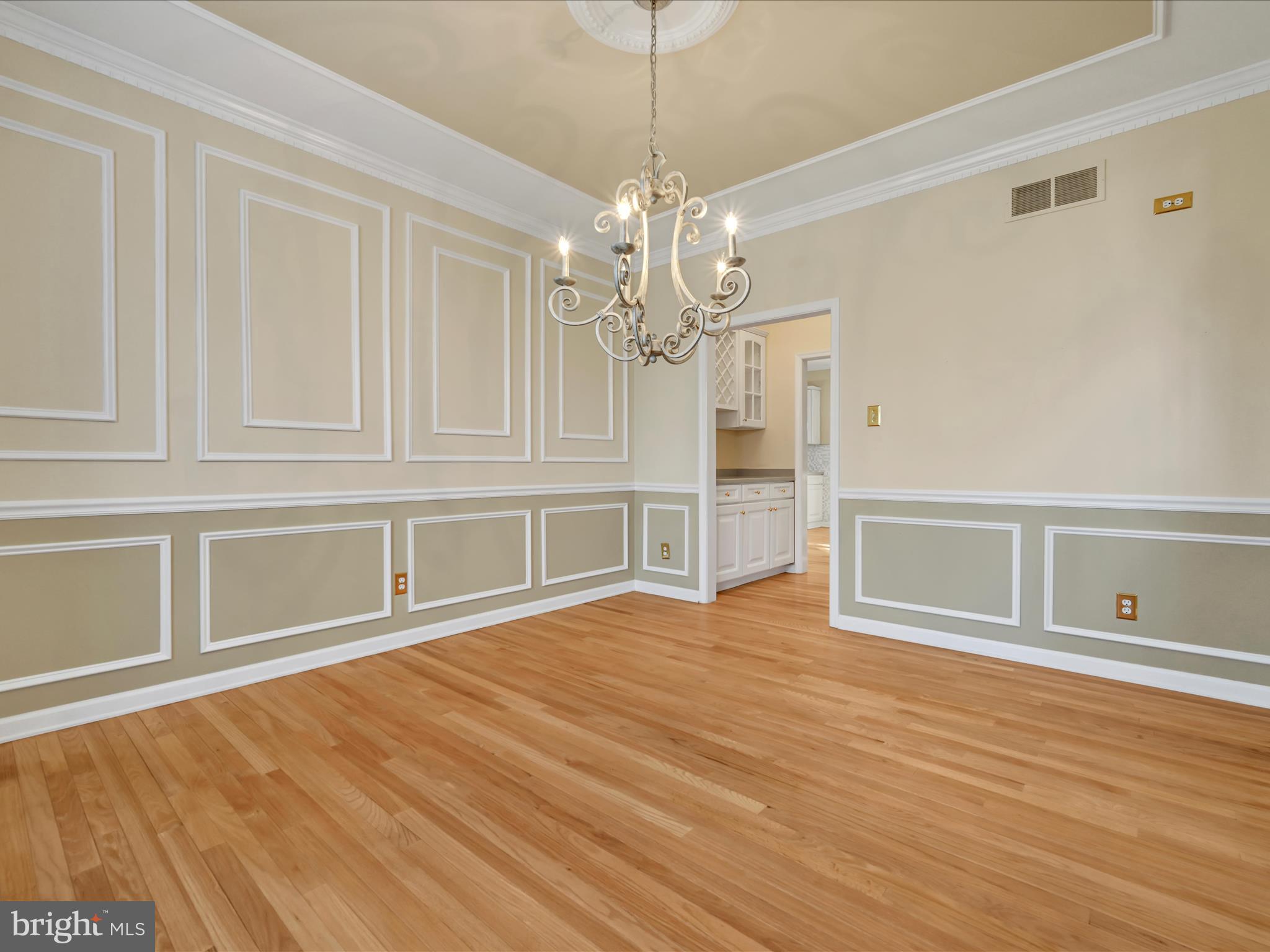 WHITEWOODS - Residential Lease