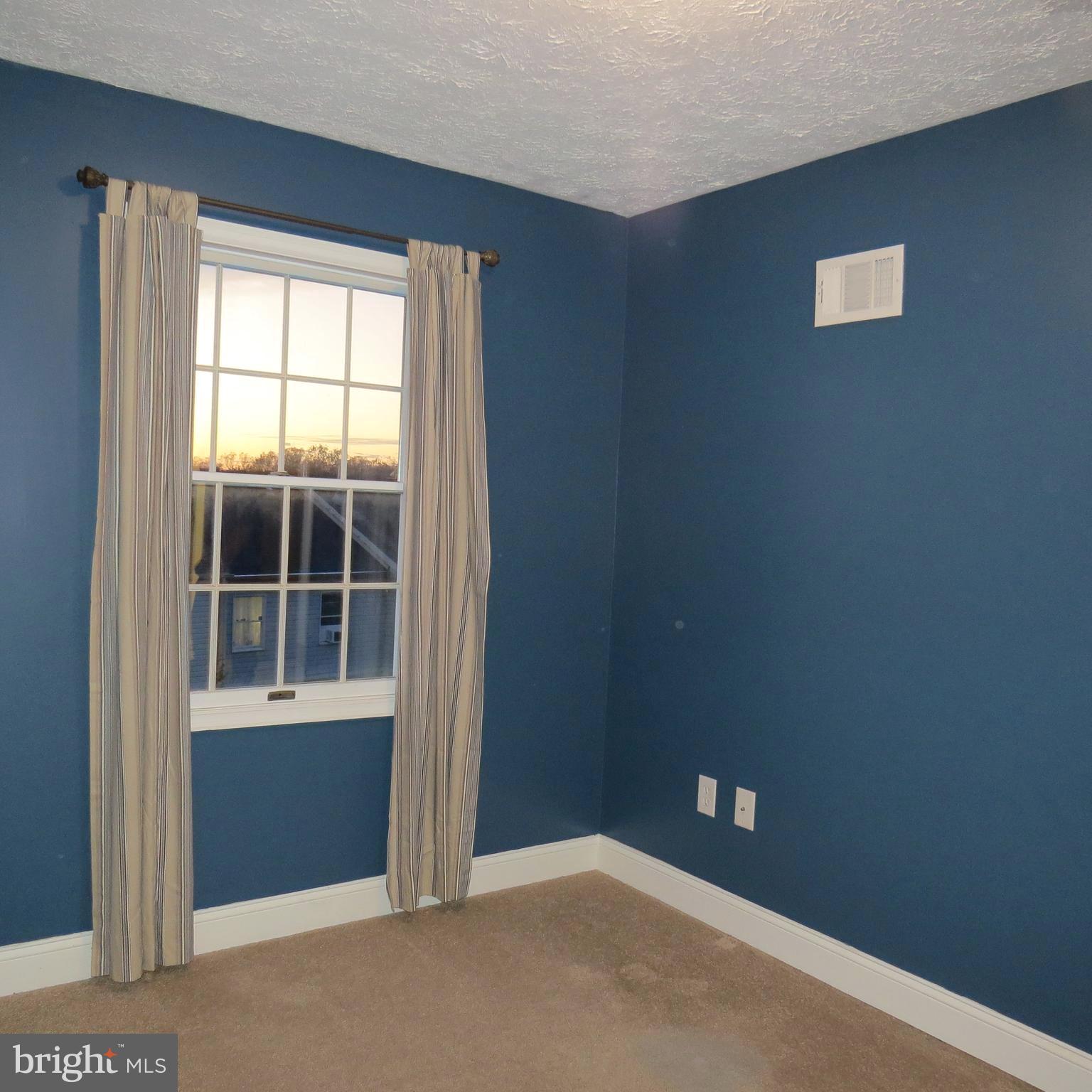 VILLAGE OF SILVER HALL - Residential