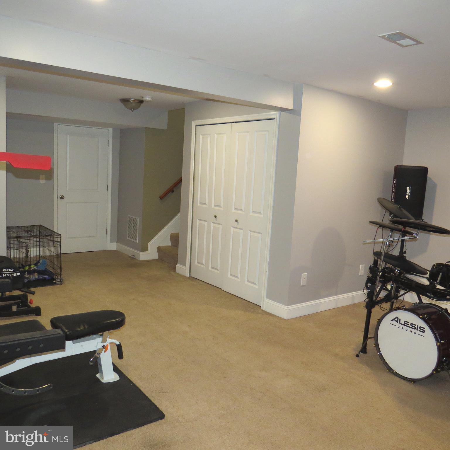 VILLAGE OF SILVER HALL - Residential