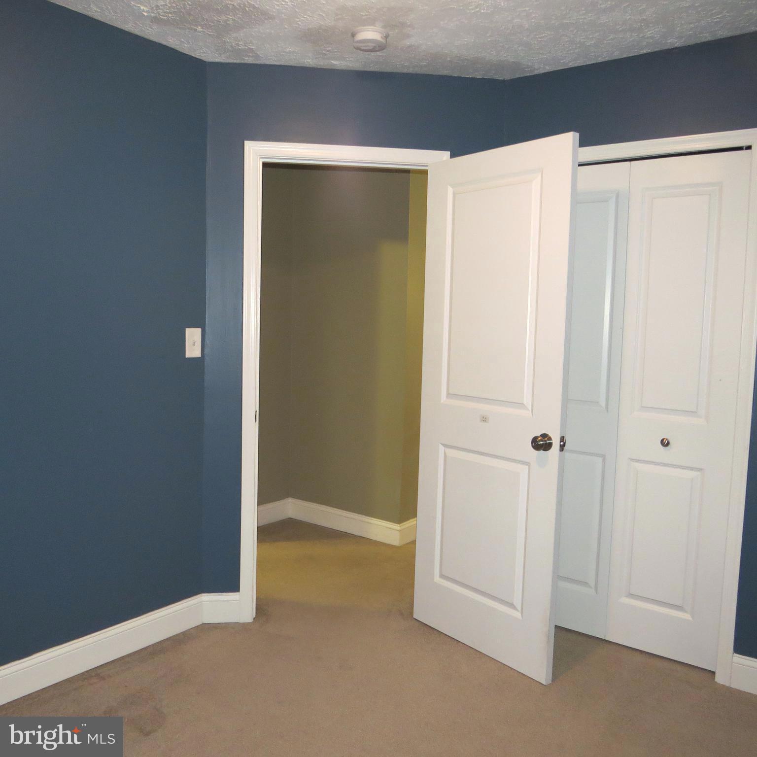 VILLAGE OF SILVER HALL - Residential