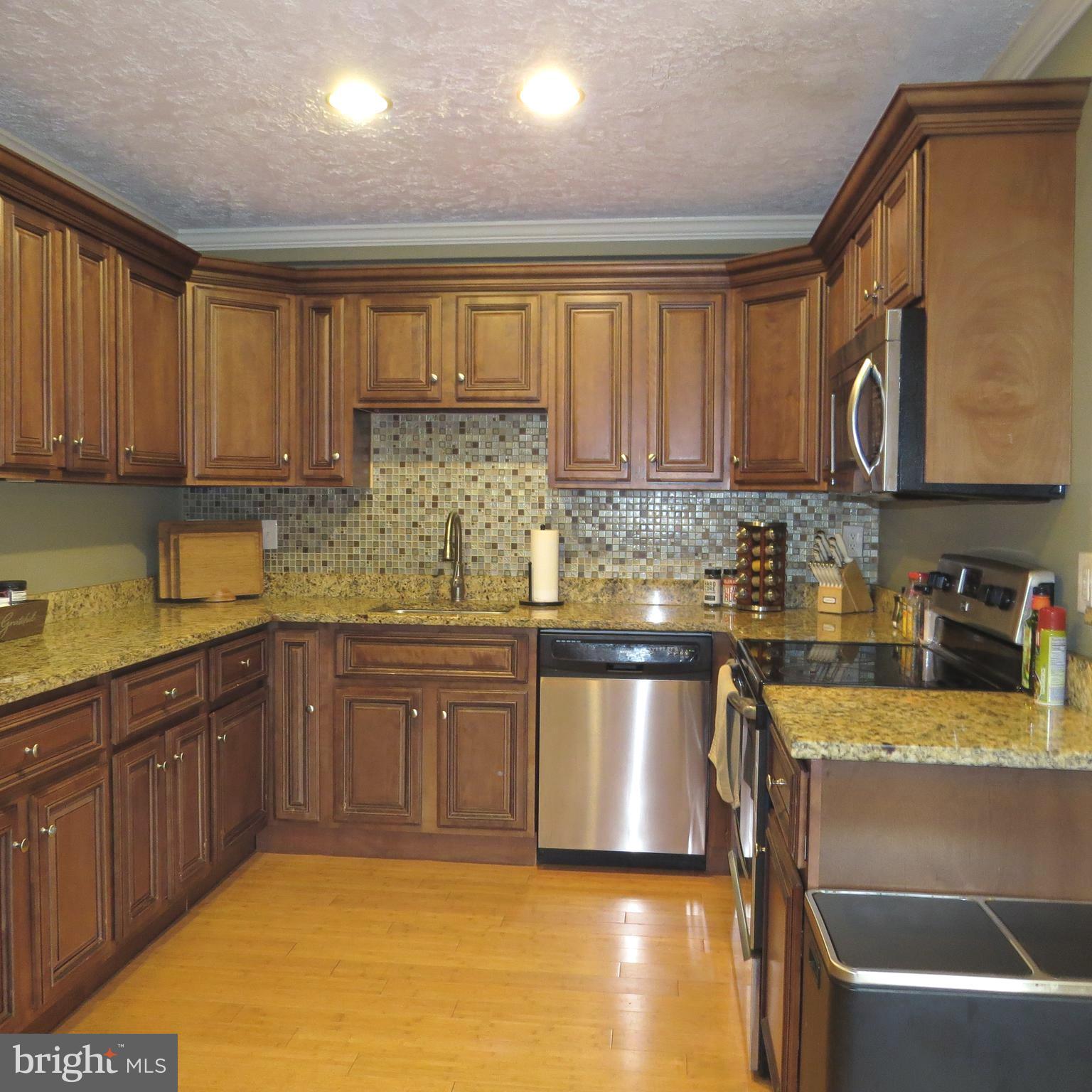 VILLAGE OF SILVER HALL - Residential