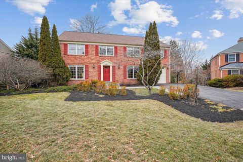 Photo of 8805 Copenhaver Drive, POTOMAC, MD 20854 (MLS # MDMC2167778)