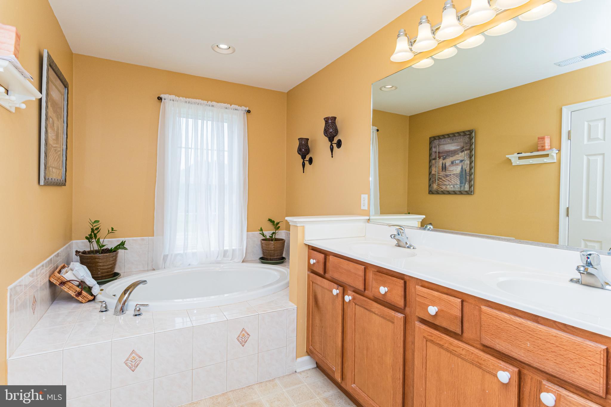 JENKINS ORCHARD - Residential