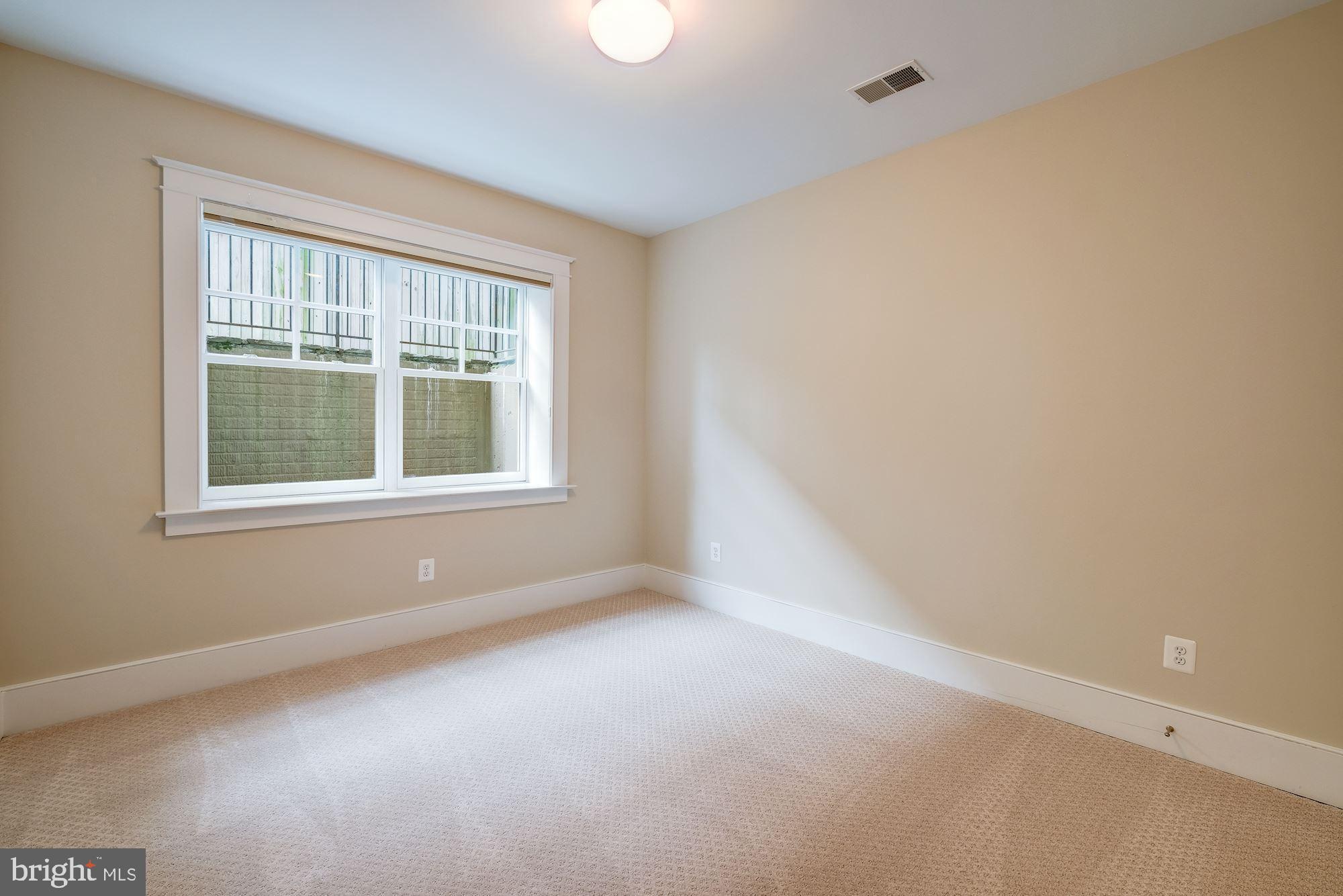 STONELEIGH - Residential