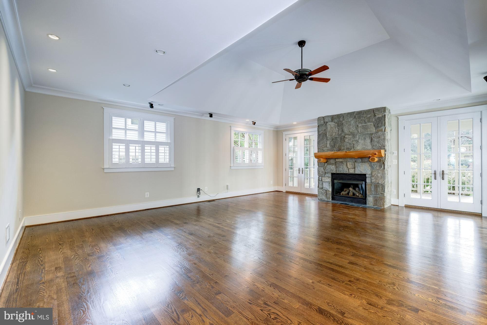 STONELEIGH - Residential