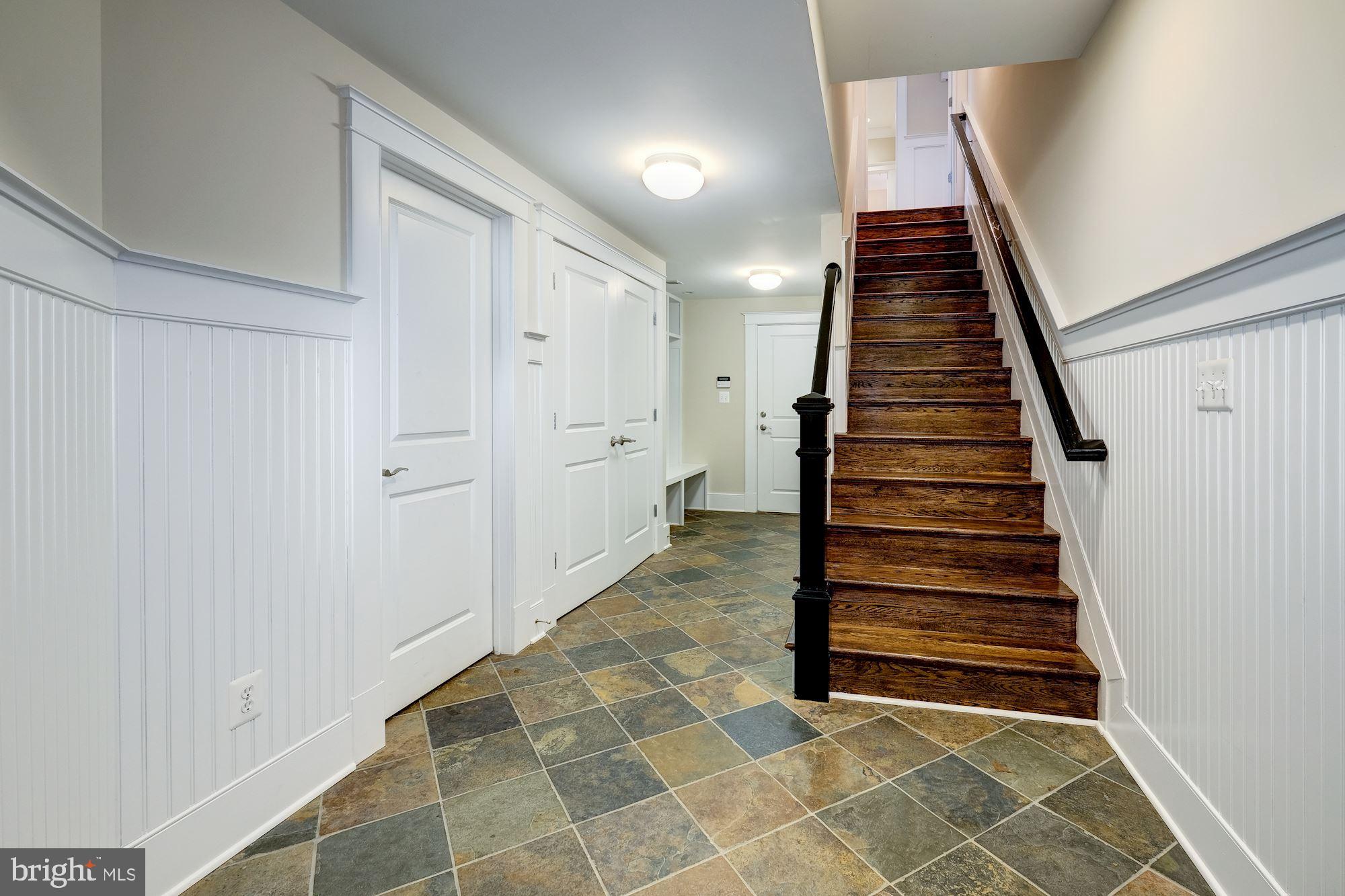 STONELEIGH - Residential