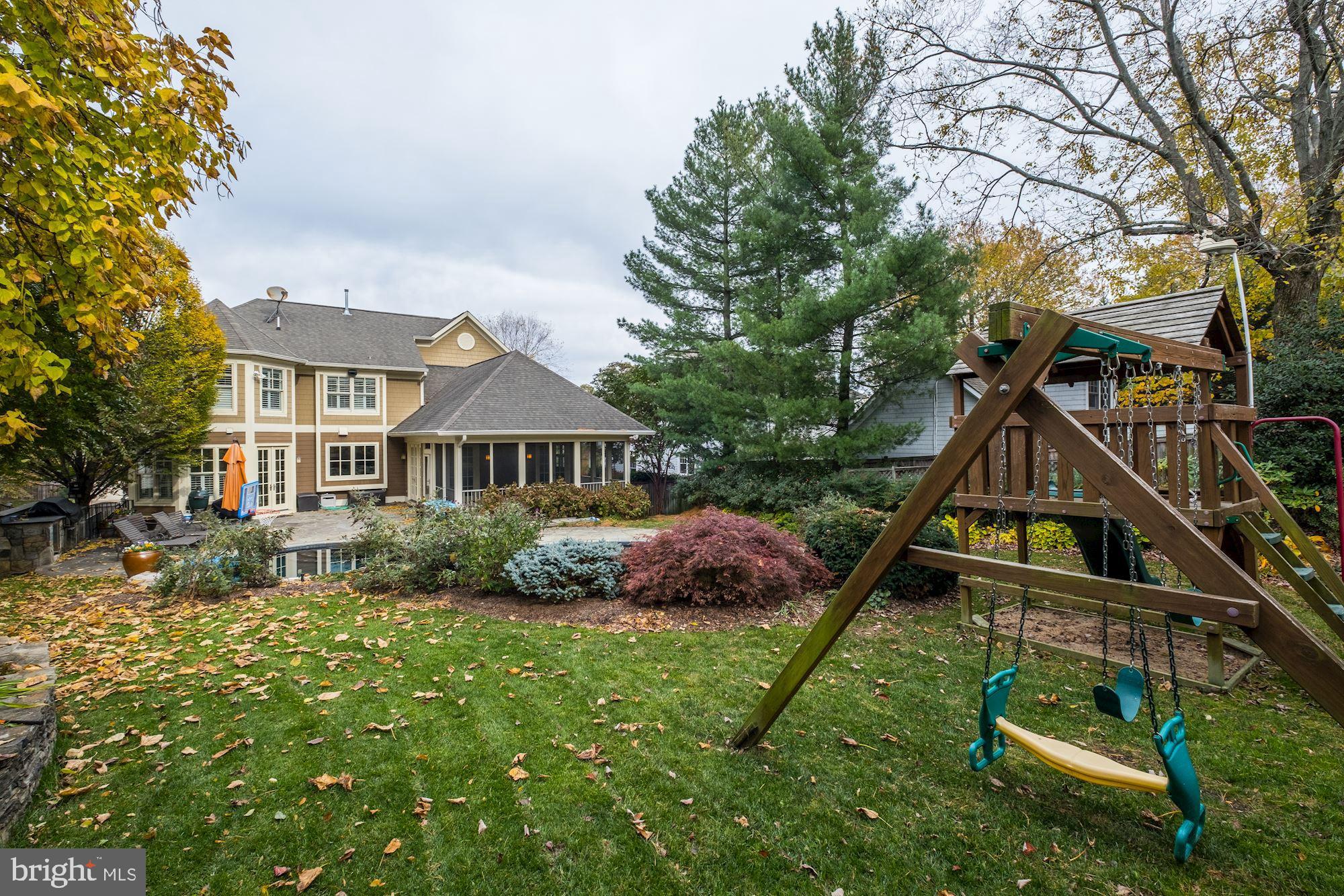 STONELEIGH - Residential