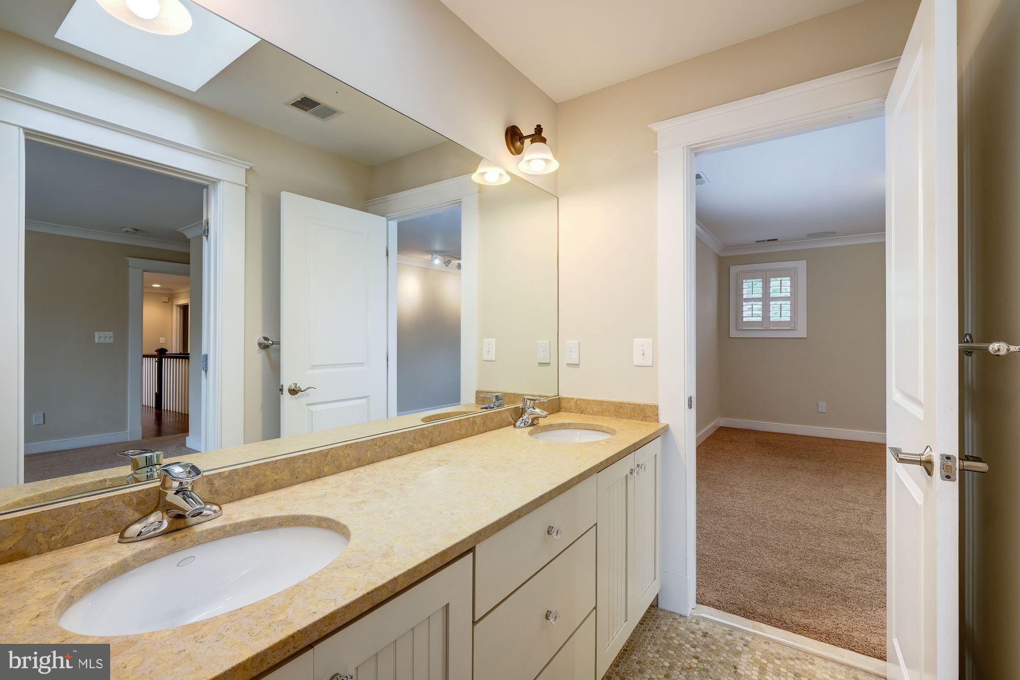 STONELEIGH - Residential