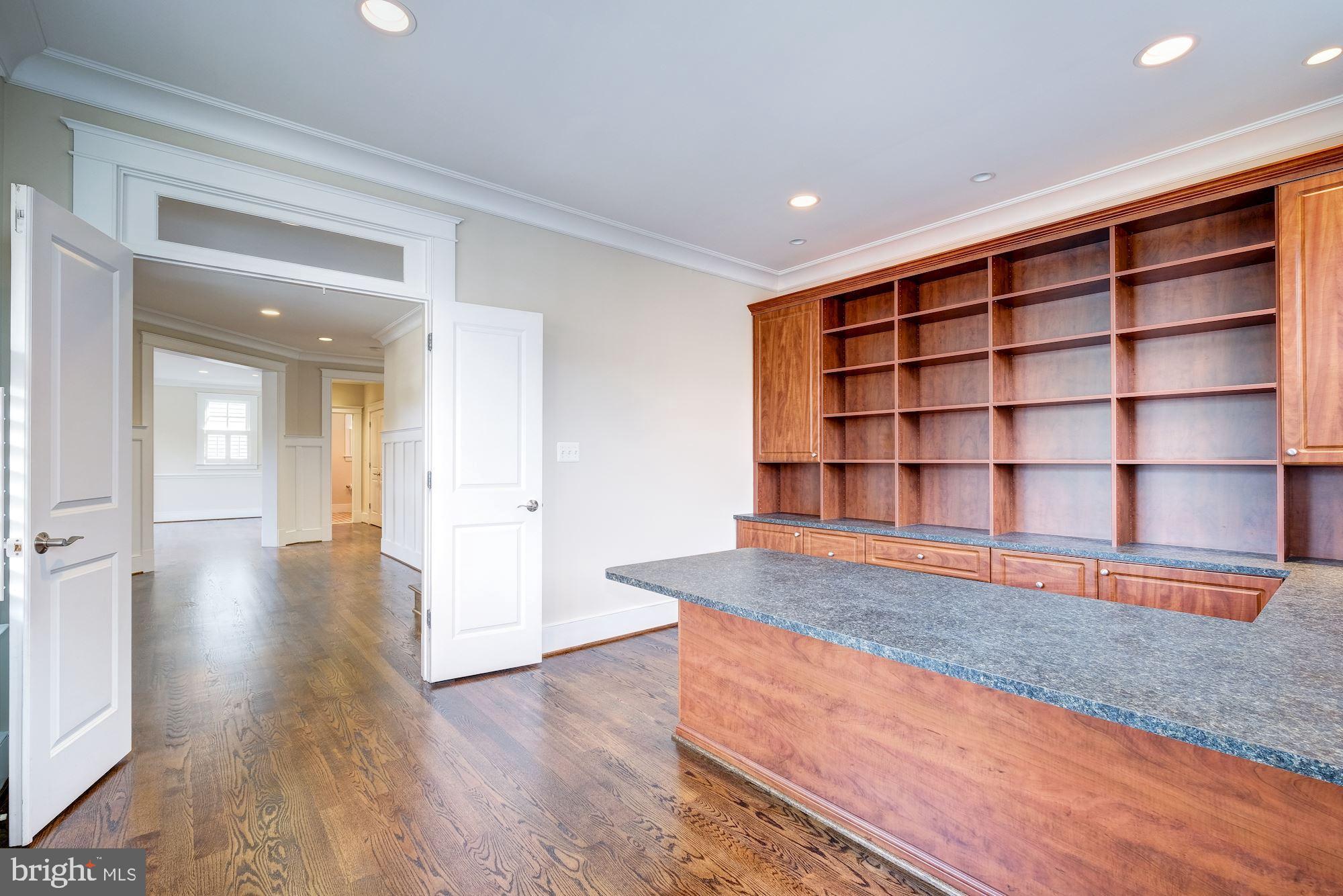 STONELEIGH - Residential