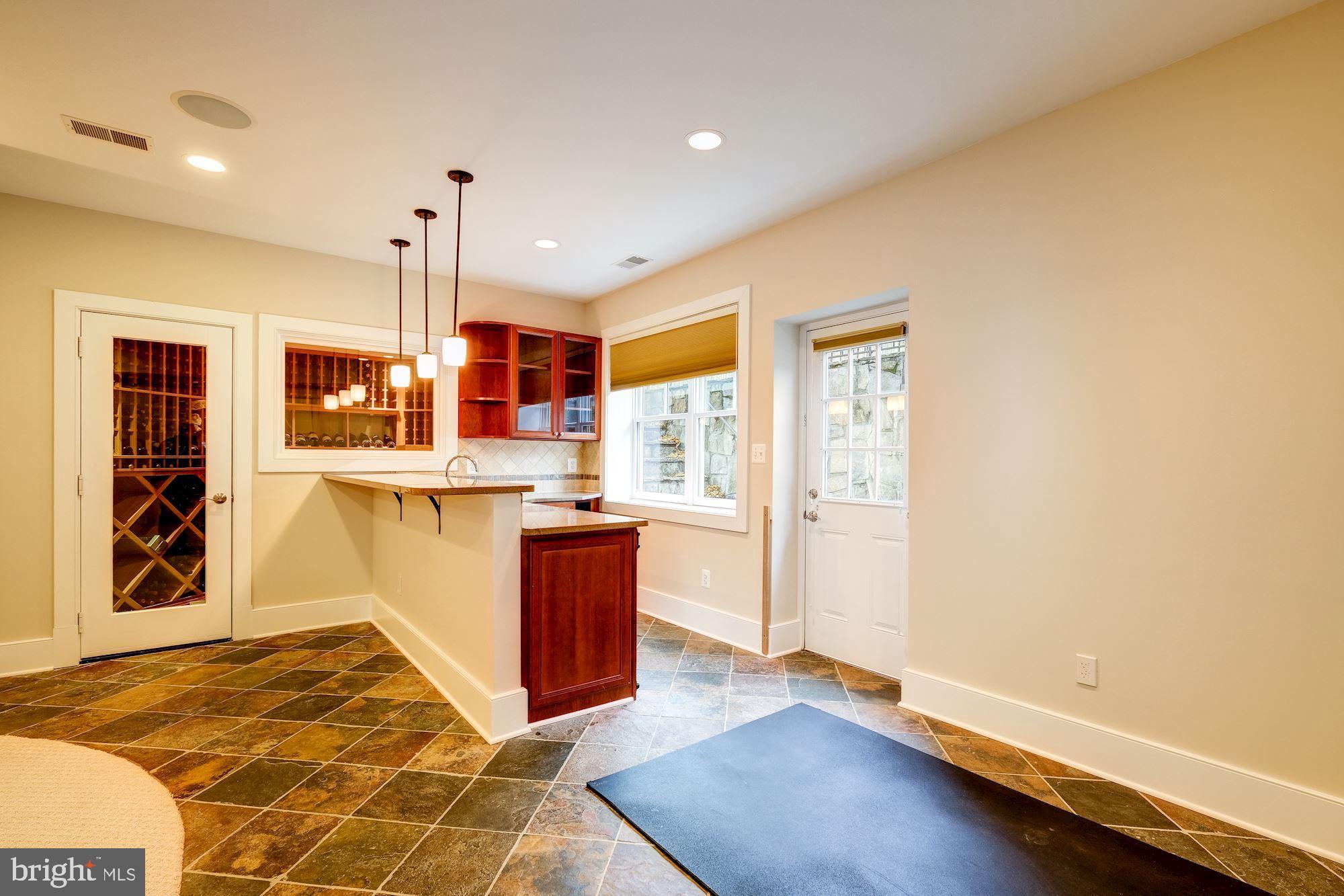 STONELEIGH - Residential