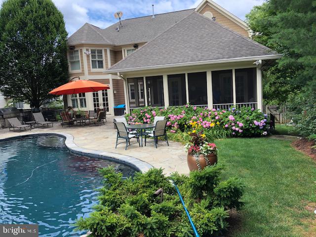 STONELEIGH - Residential