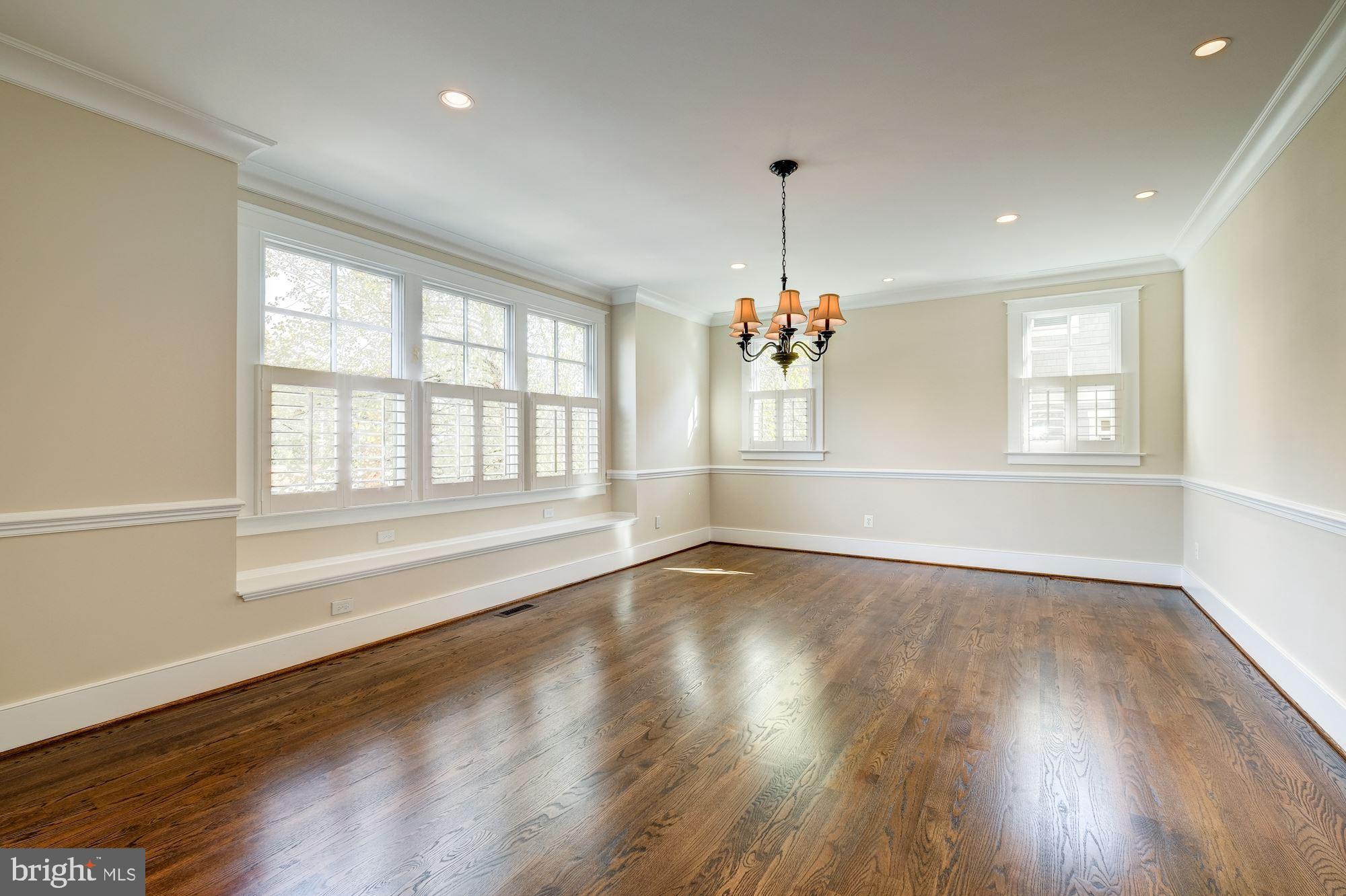 STONELEIGH - Residential