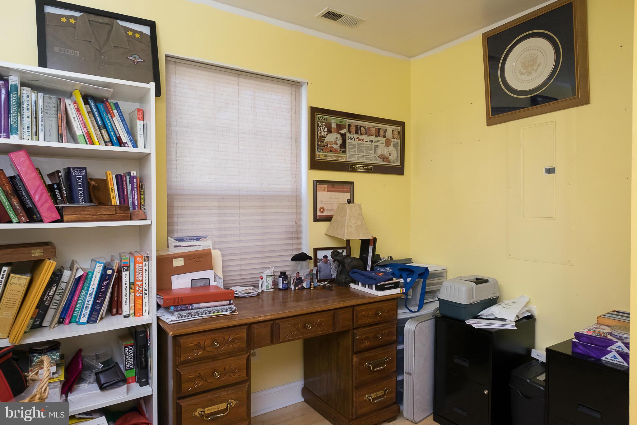 BEVERLEY BEACH - Residential Lease