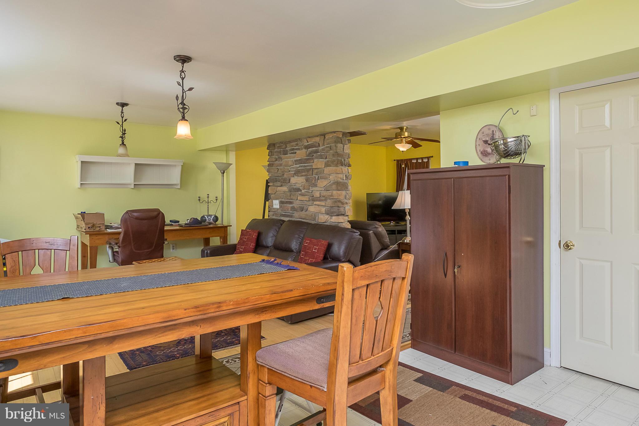 BEVERLEY BEACH - Residential Lease