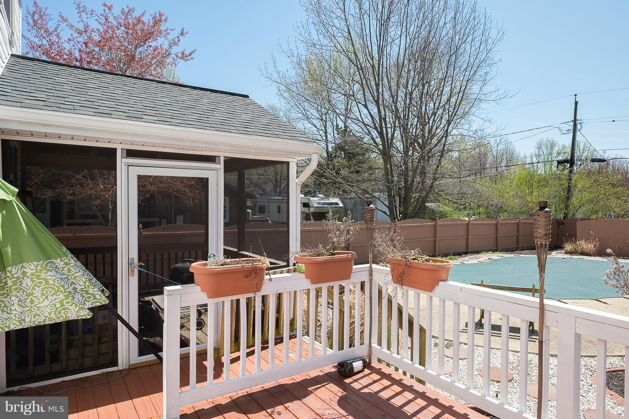 BEVERLEY BEACH - Residential Lease