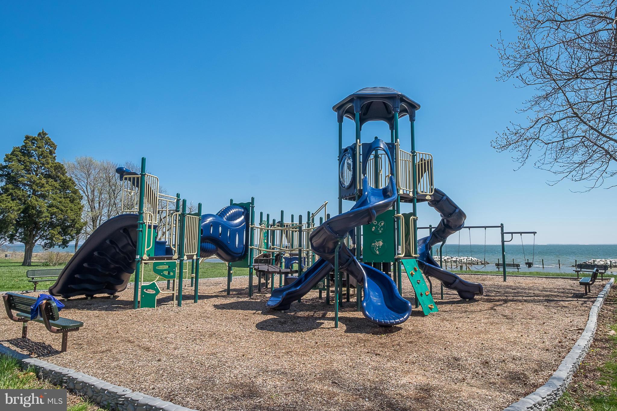 BEVERLEY BEACH - Residential Lease