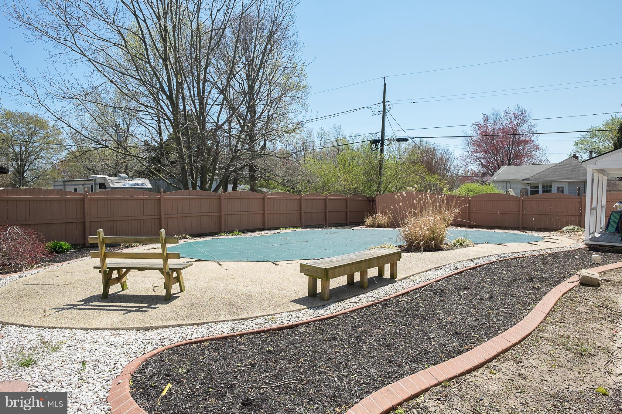 BEVERLEY BEACH - Residential Lease