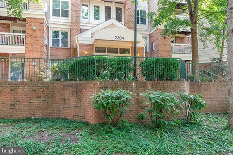 Photo of 2204 Westcourt Lane #317, HERNDON, VA 20170 (MLS # VAFX2325666)