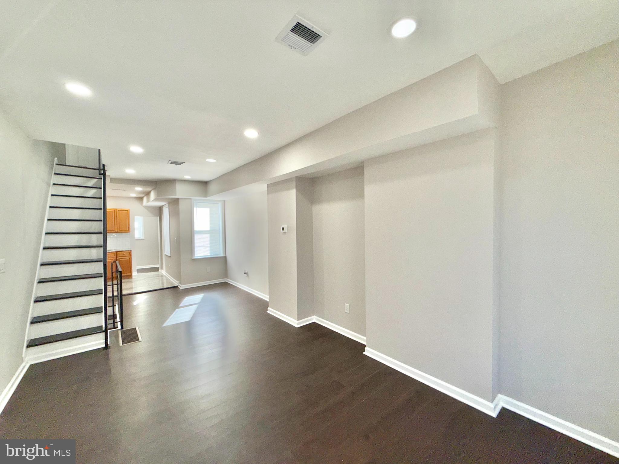 PHILADELPHIA - Residential