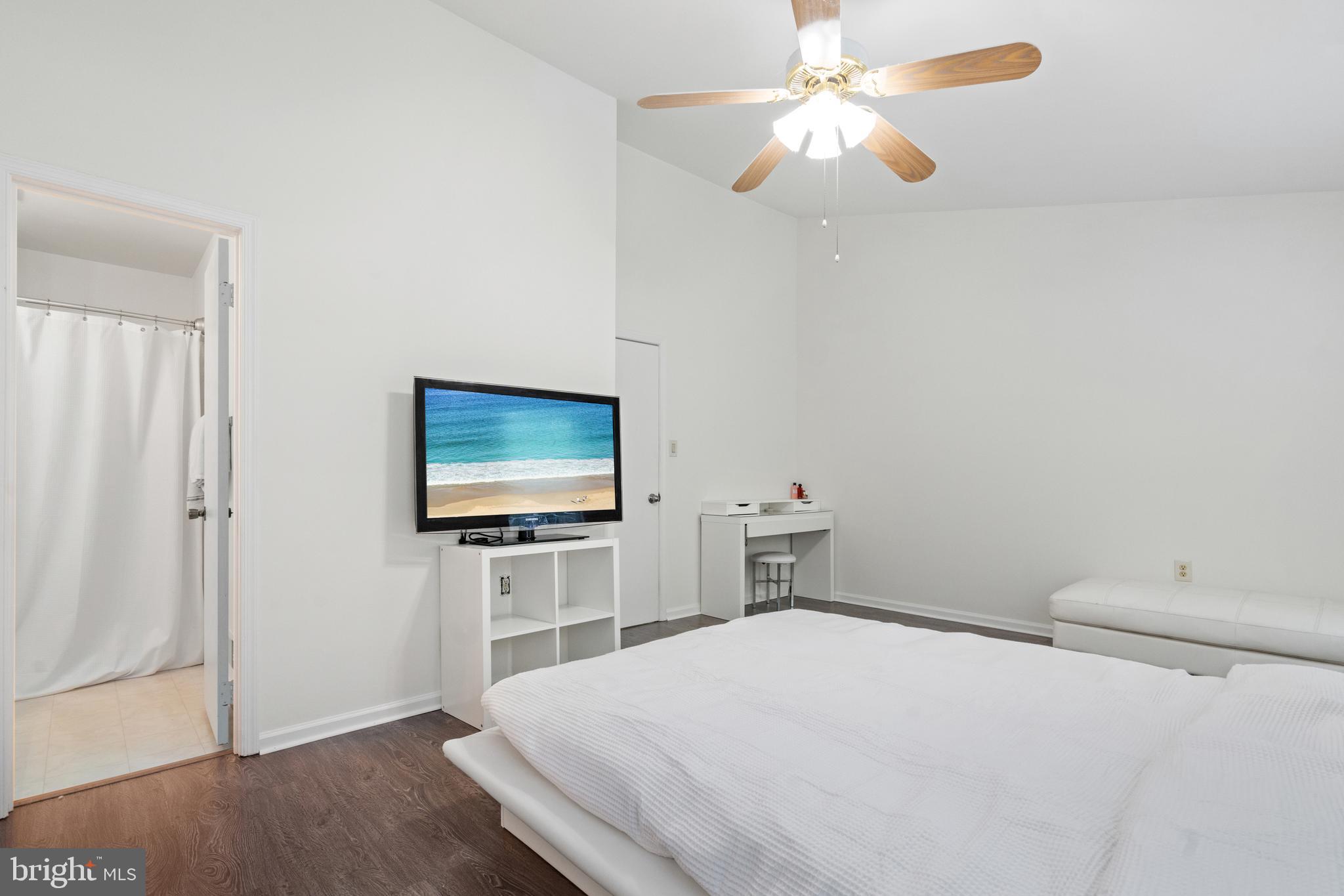 LOGAN WOODS - Residential