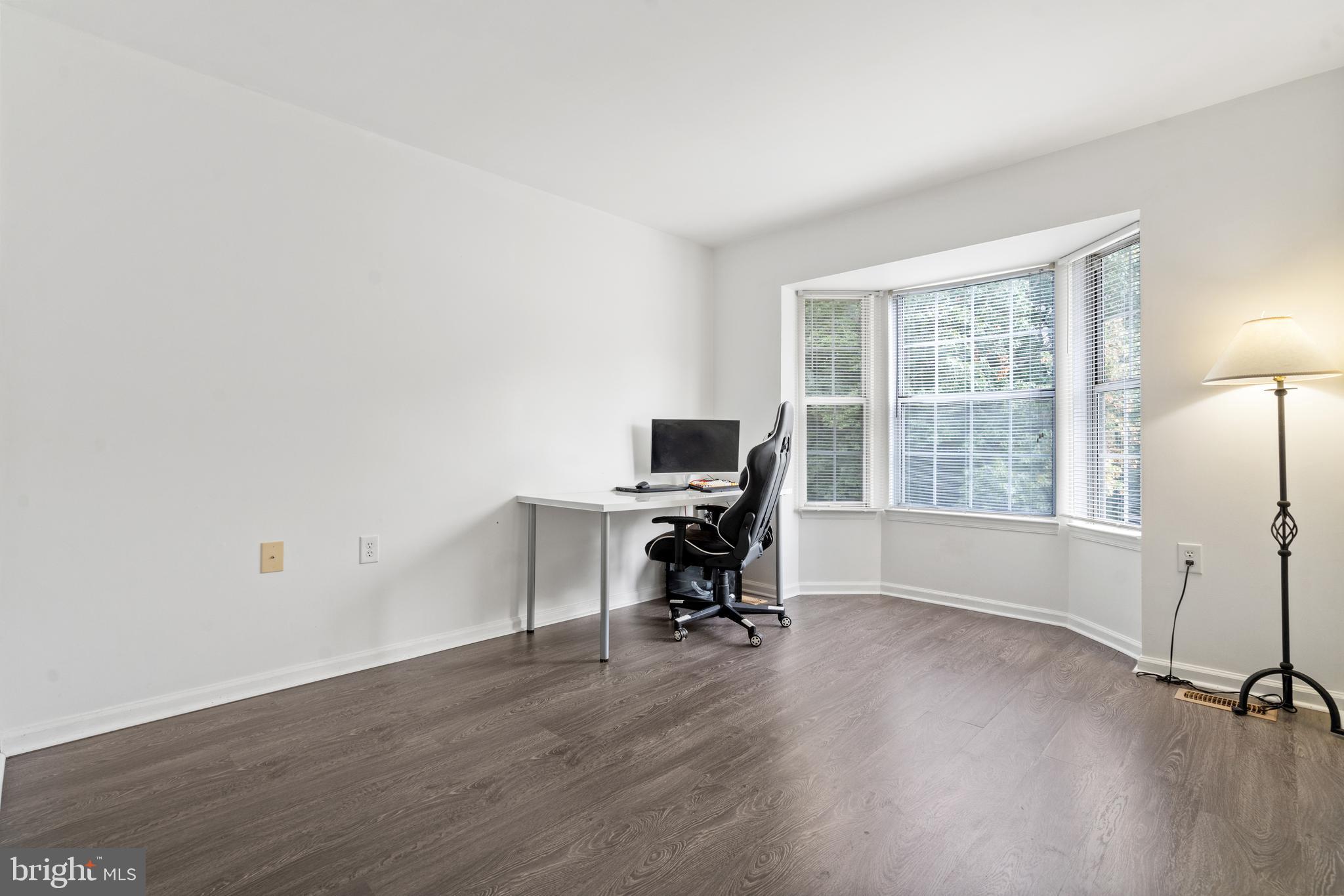 LOGAN WOODS - Residential