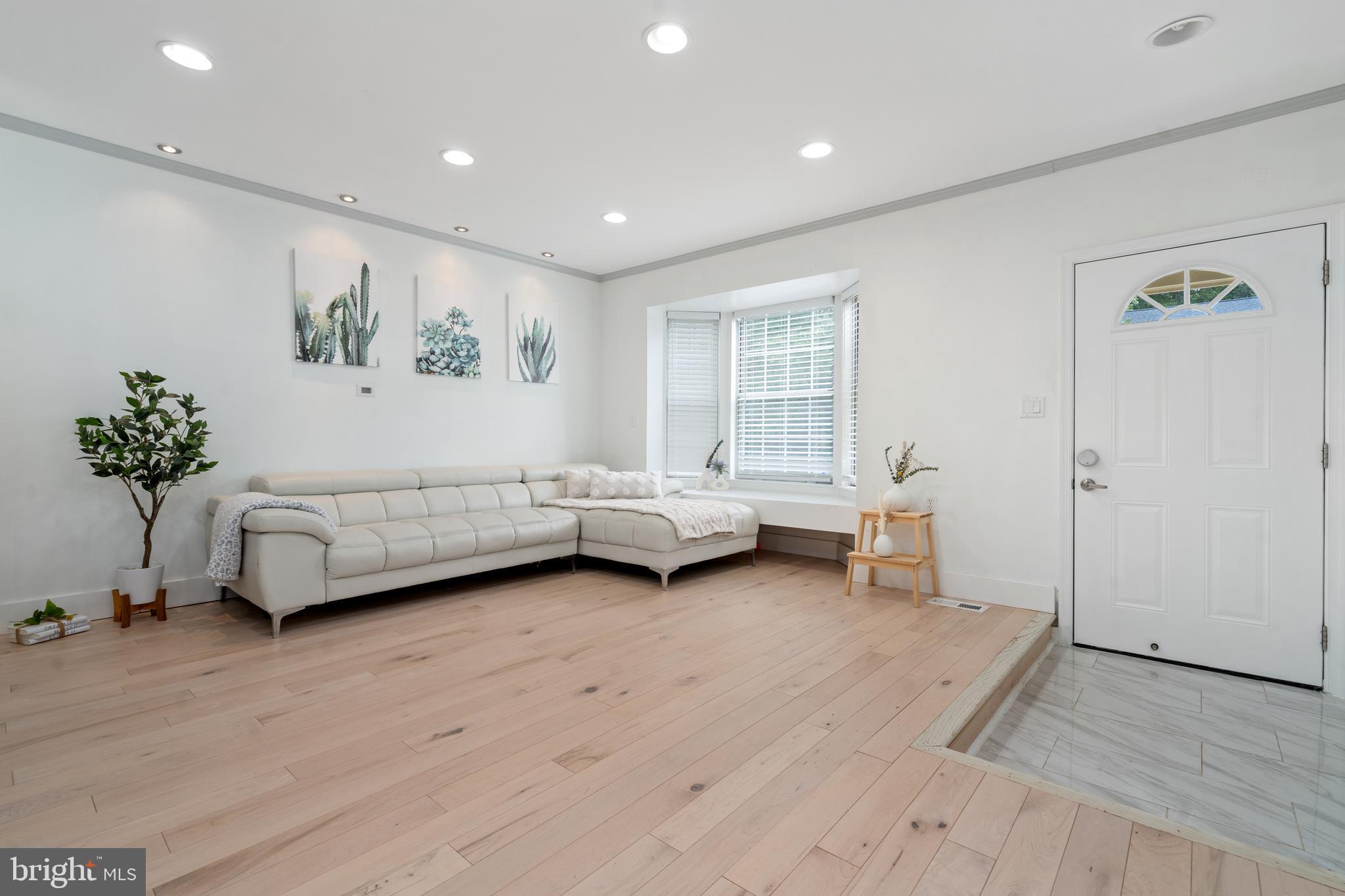 LOGAN WOODS - Residential