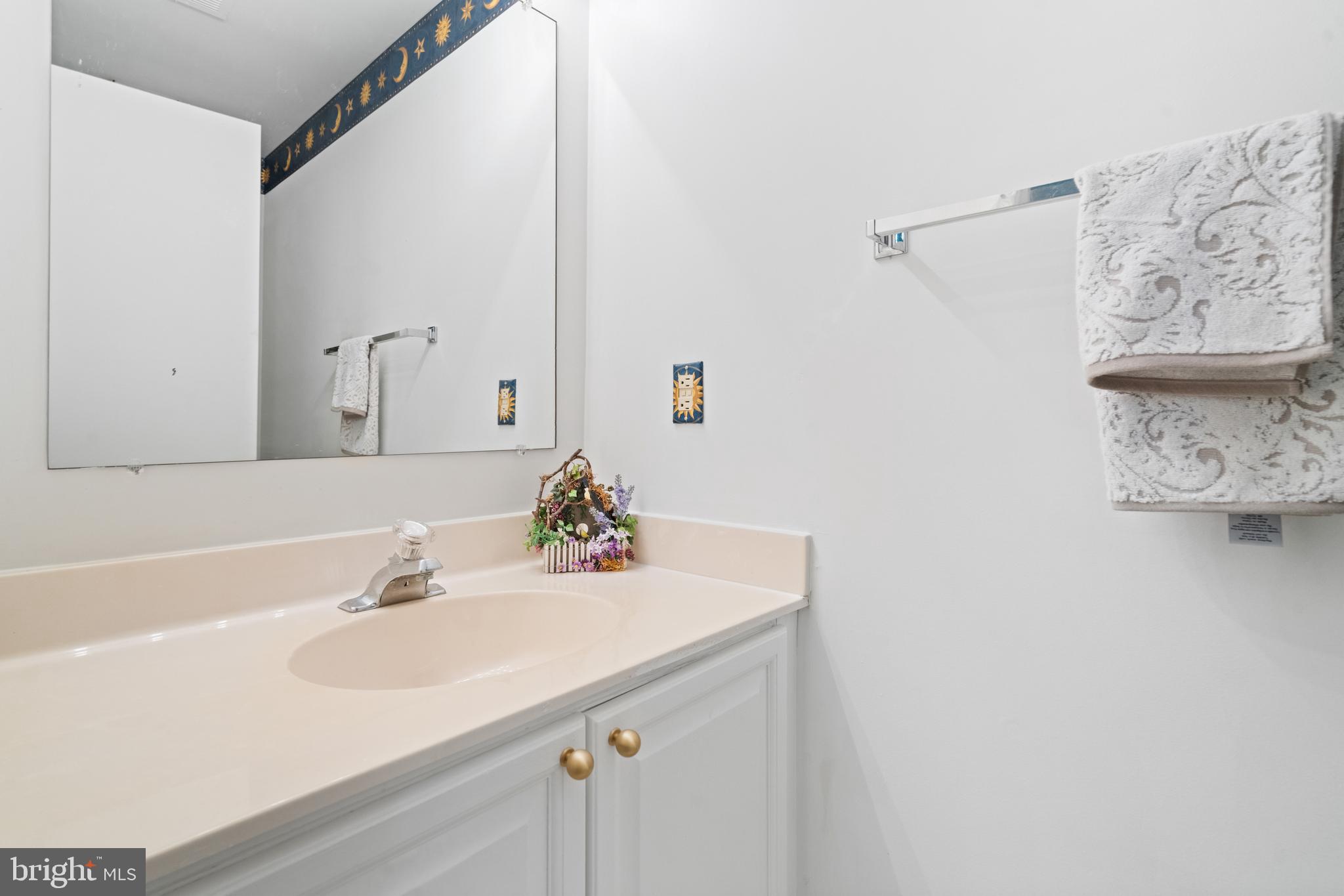 LOGAN WOODS - Residential