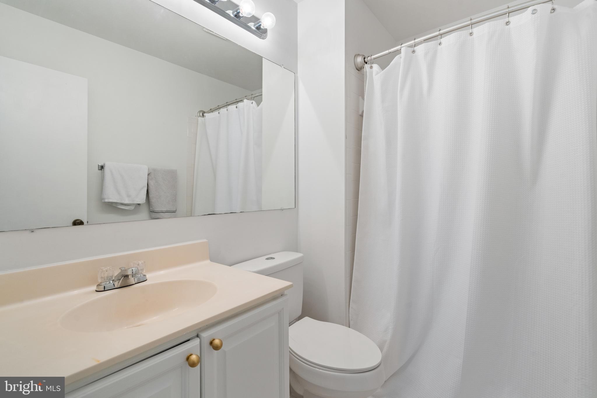 LOGAN WOODS - Residential