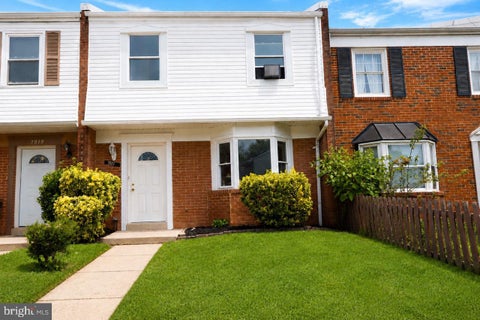 Photo of 7921 Meadow Court, MANASSAS, VA 20109 (MLS # VAPW2122650)