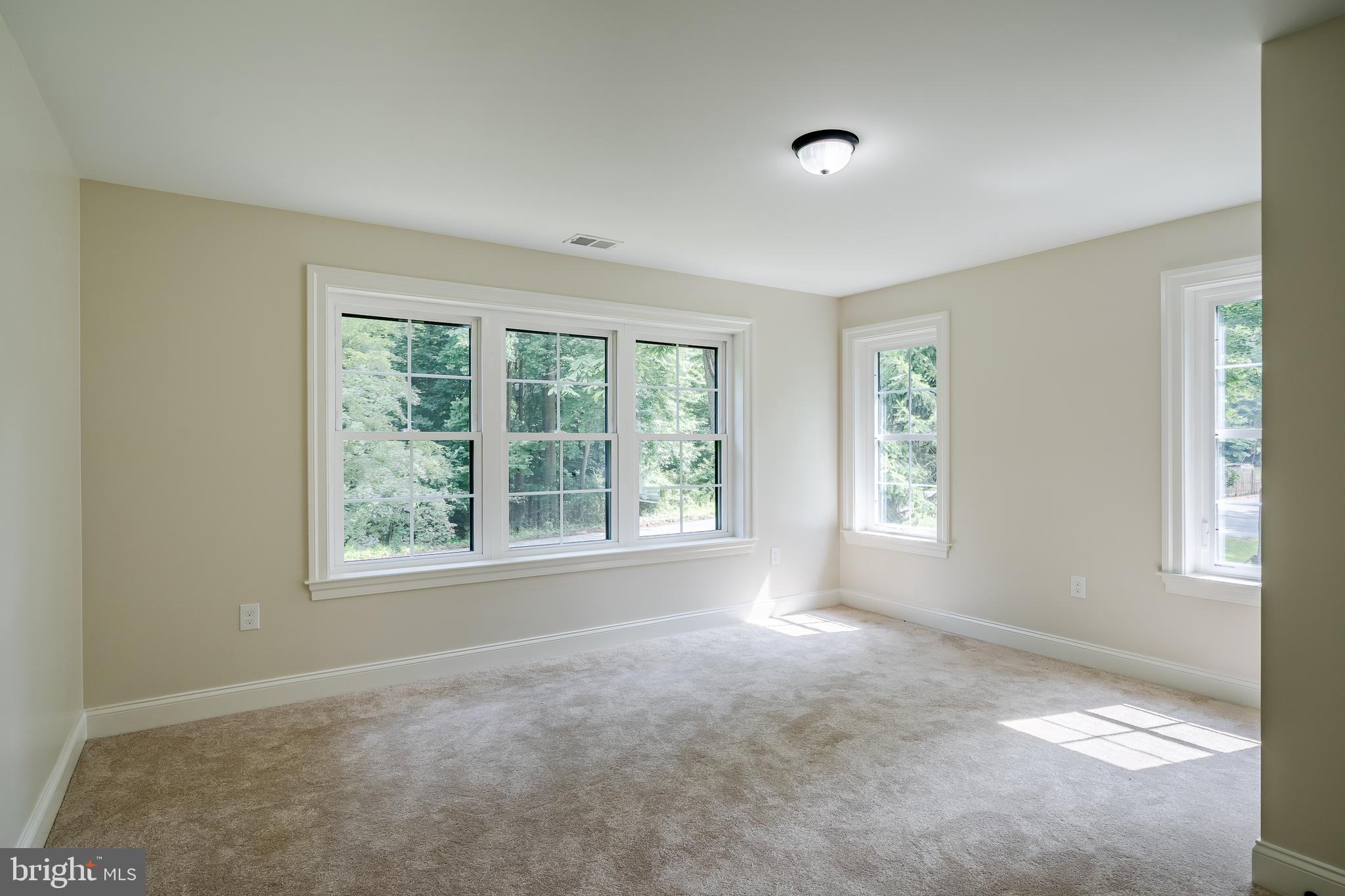 RADNOR HUNT - Residential