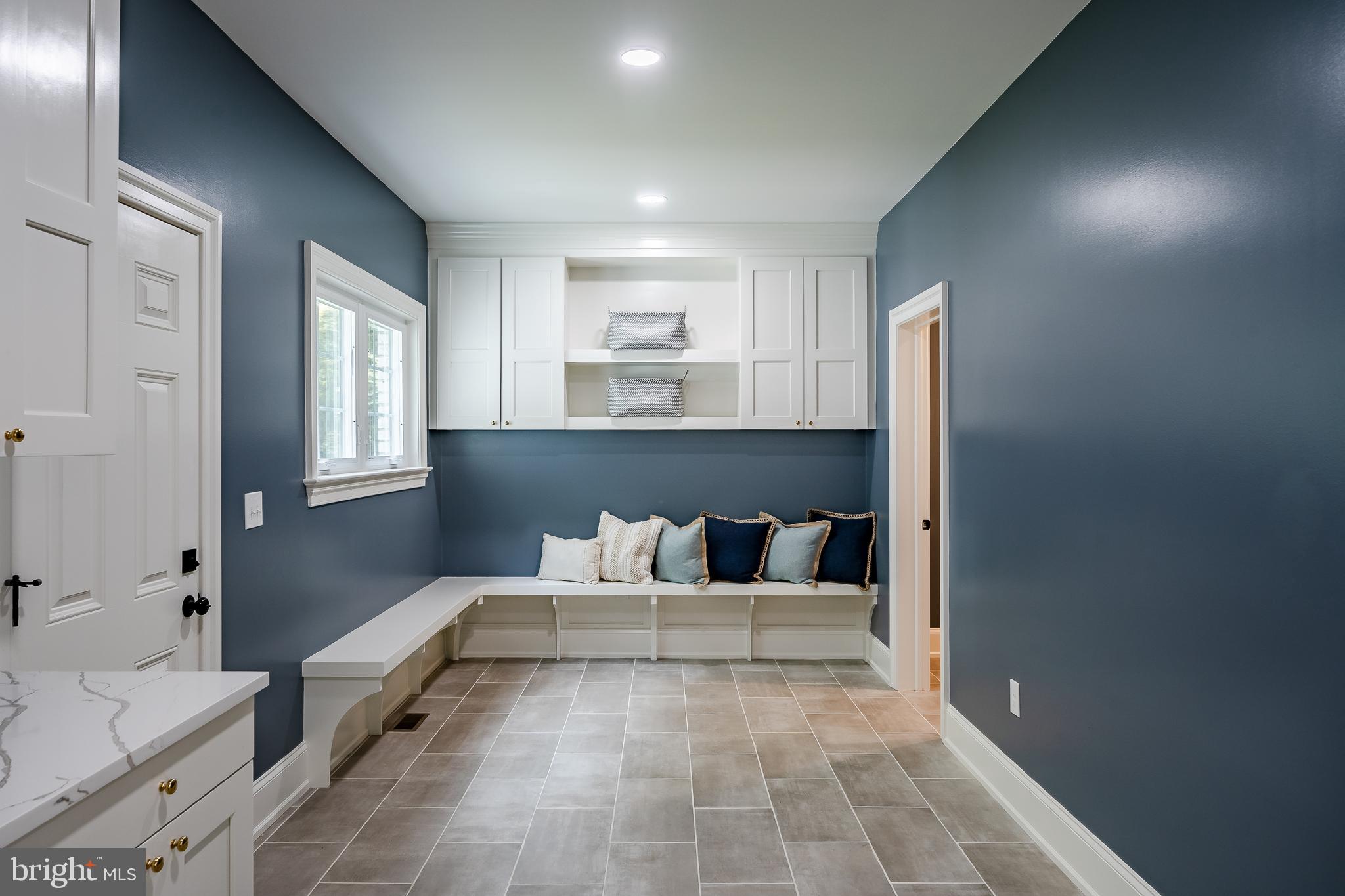 RADNOR HUNT - Residential