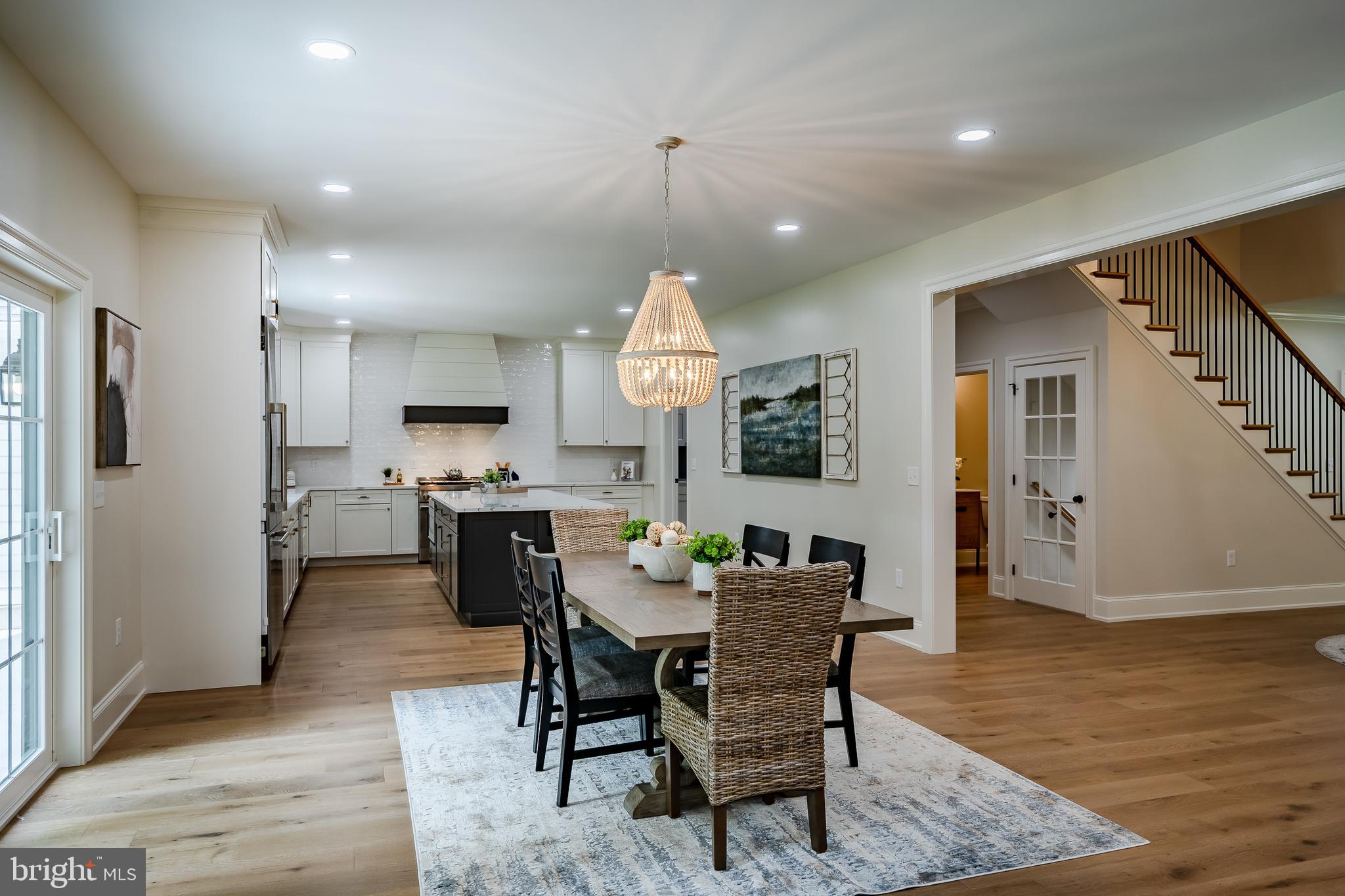 RADNOR HUNT - Residential