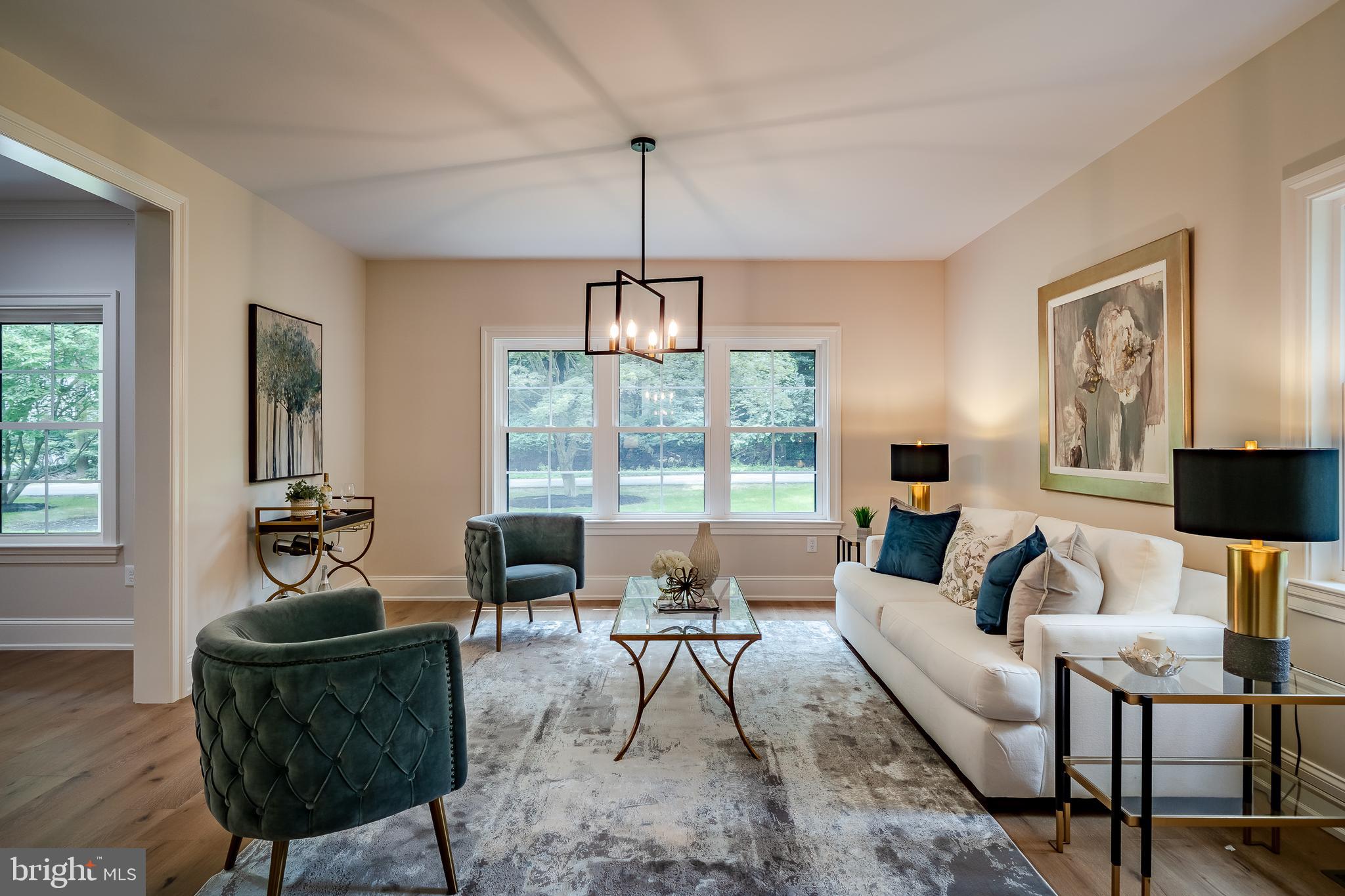 RADNOR HUNT - Residential