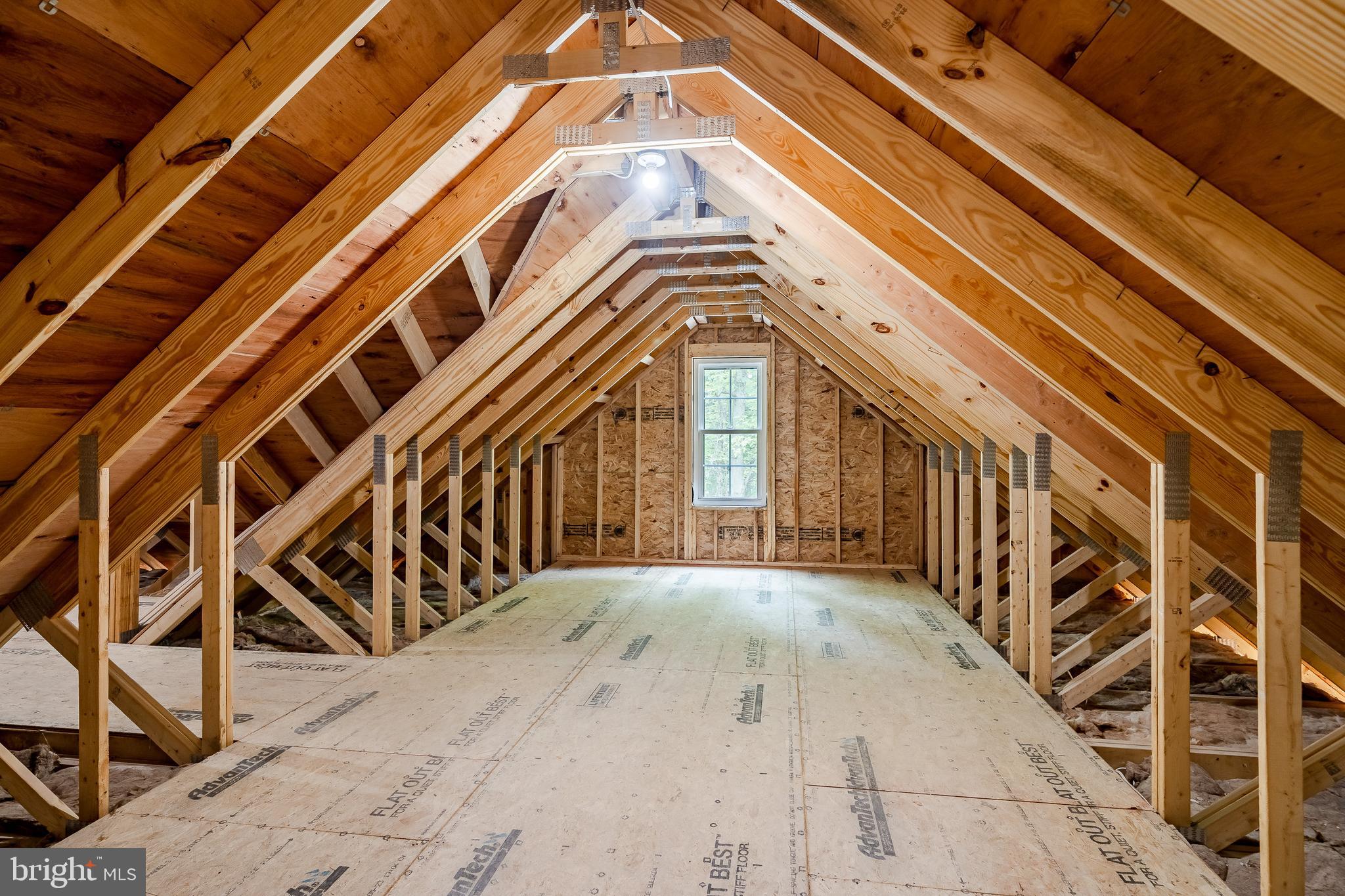 RADNOR HUNT - Residential