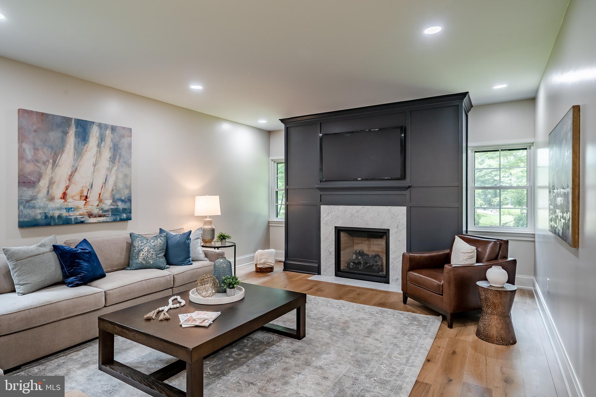 RADNOR HUNT - Residential